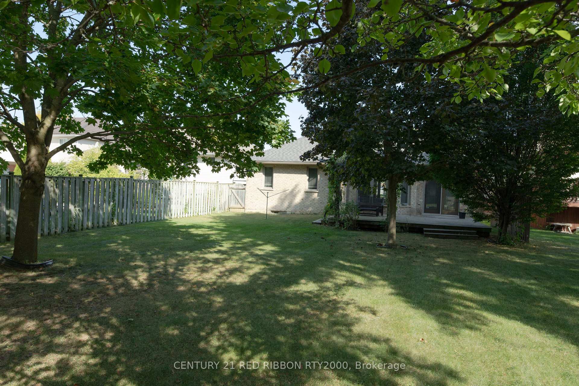 Photo 44 of 258 Deruiter Drive, Strathroy-Caradoc, NE — HOMEH