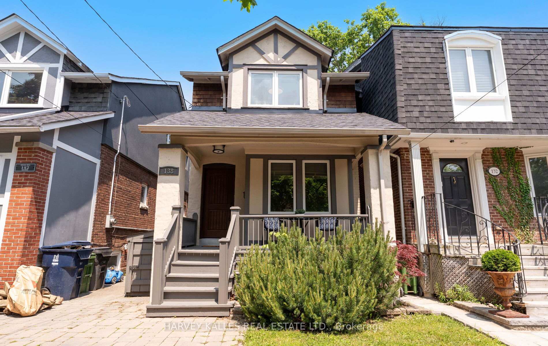 Front of 138 Briar Hill Avenue
