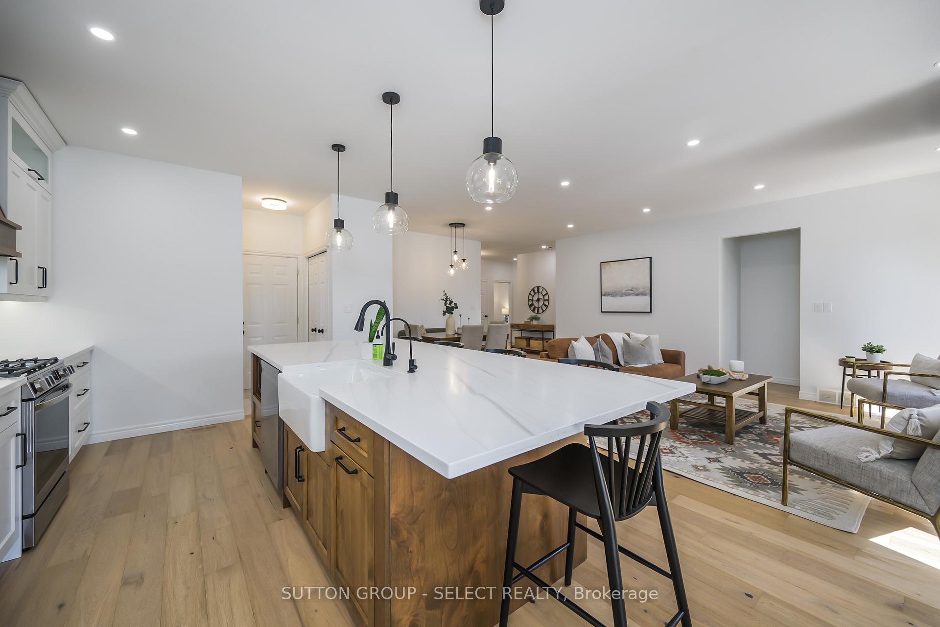 Photo 13 of 8663 Parkhouse Drive, Strathroy-Caradoc, Mount Brydges — HOMEH