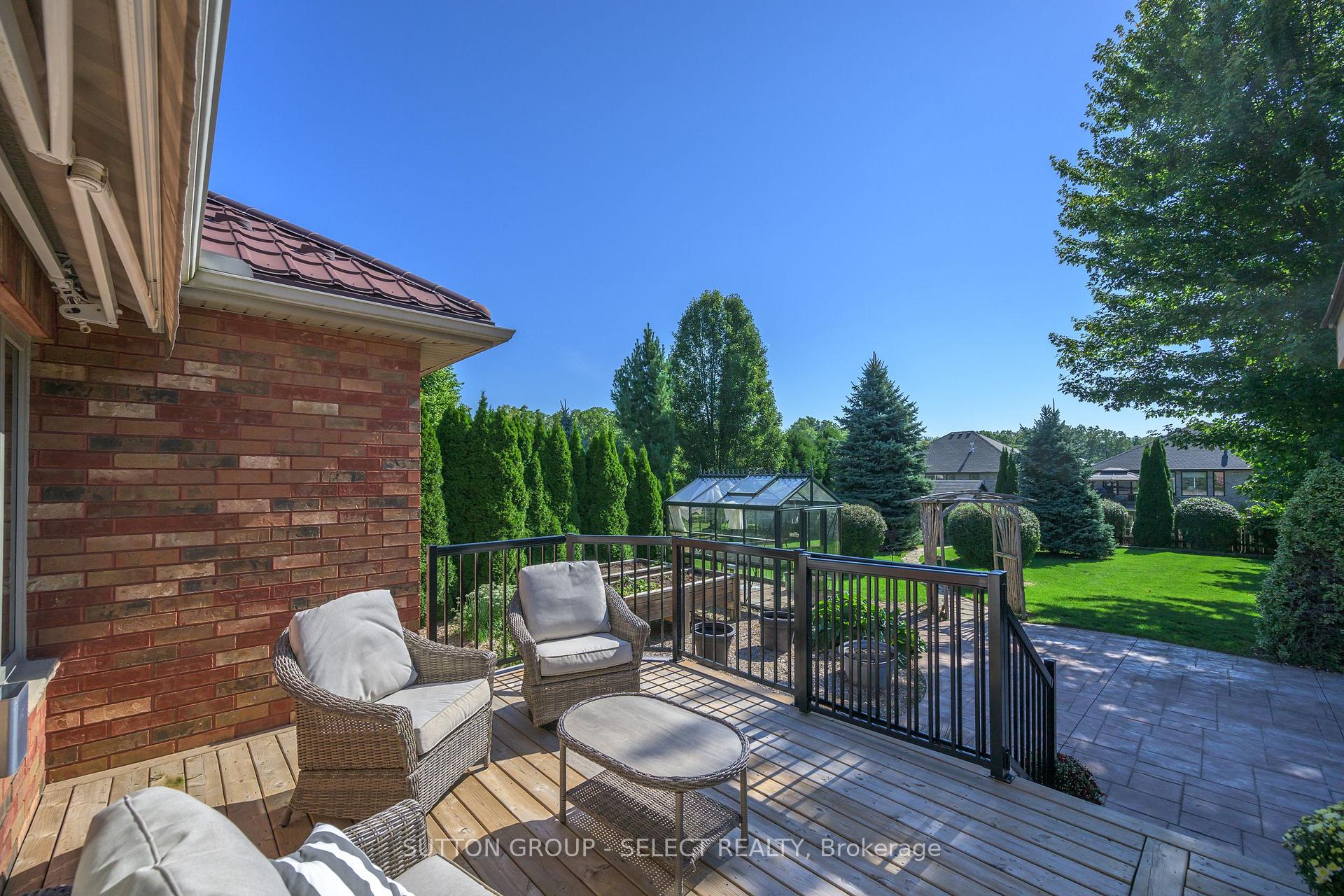 Photo 32 of 8663 Parkhouse Drive, Strathroy-Caradoc, Mount Brydges — HOMEH