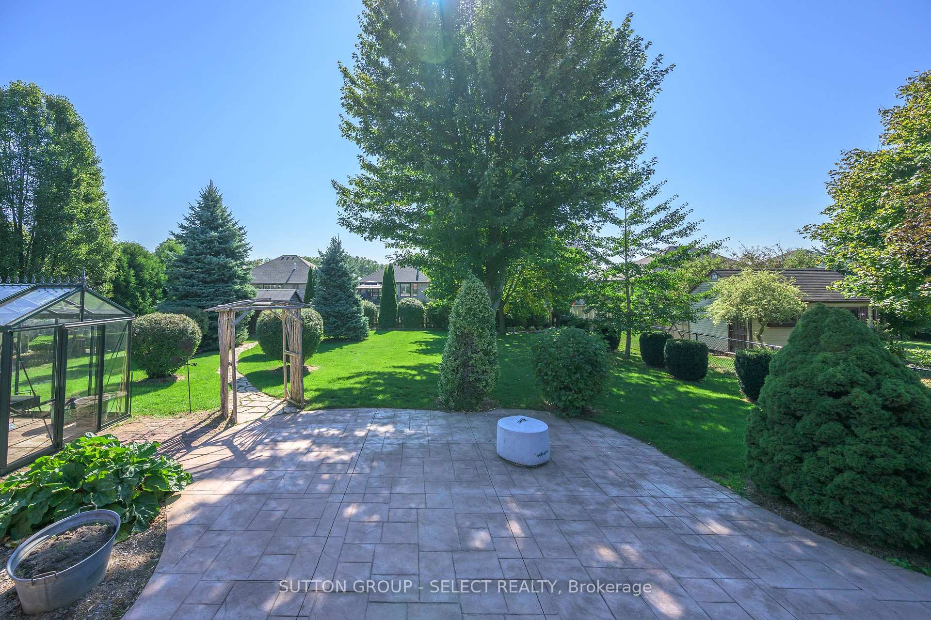 Photo 33 of 8663 Parkhouse Drive, Strathroy-Caradoc, Mount Brydges — HOMEH