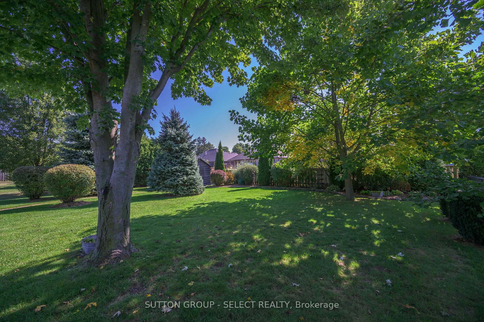 Photo 39 of 8663 Parkhouse Drive, Strathroy-Caradoc, Mount Brydges — HOMEH
