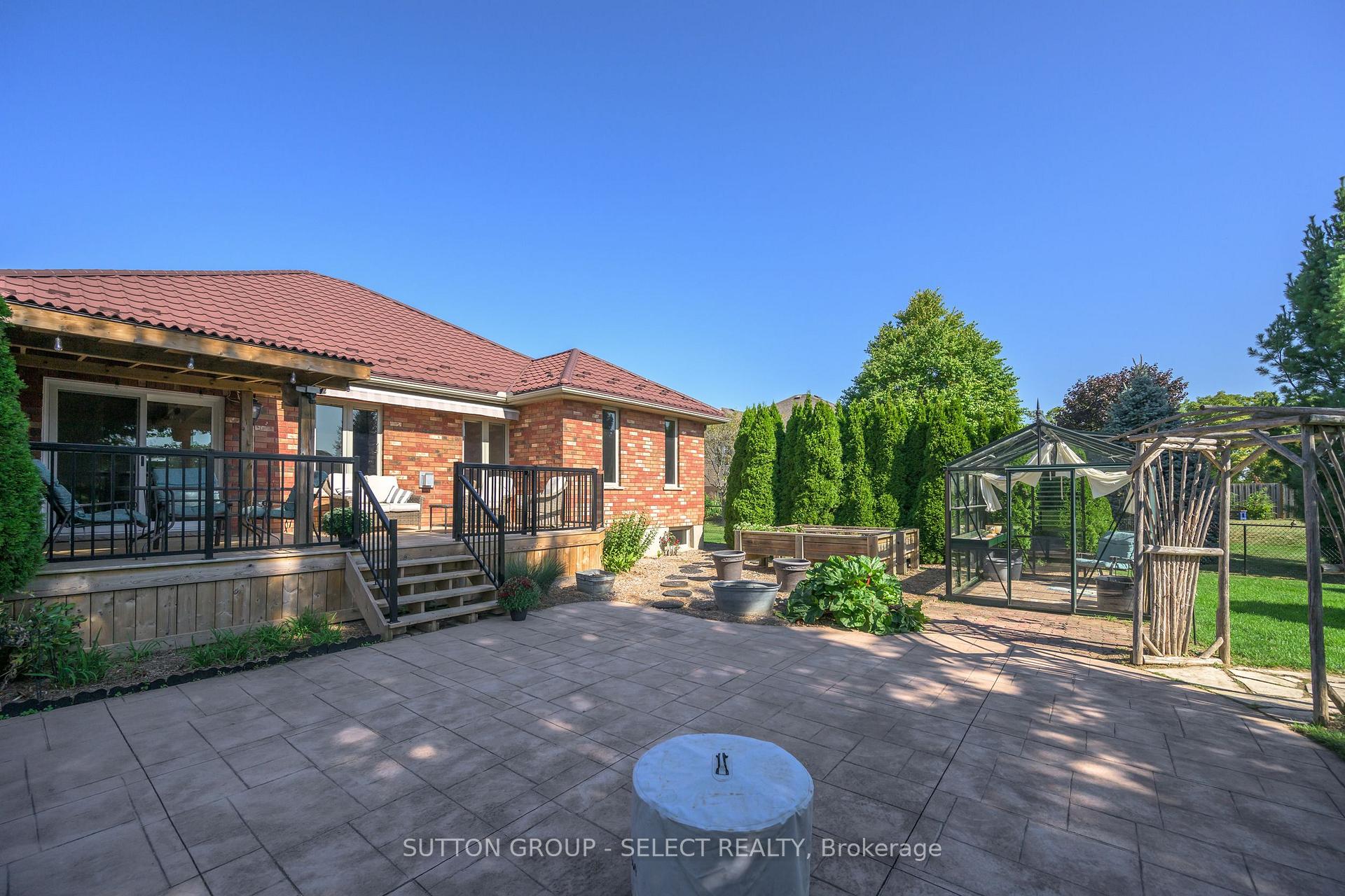 Photo 41 of 8663 Parkhouse Drive, Strathroy-Caradoc, Mount Brydges — HOMEH