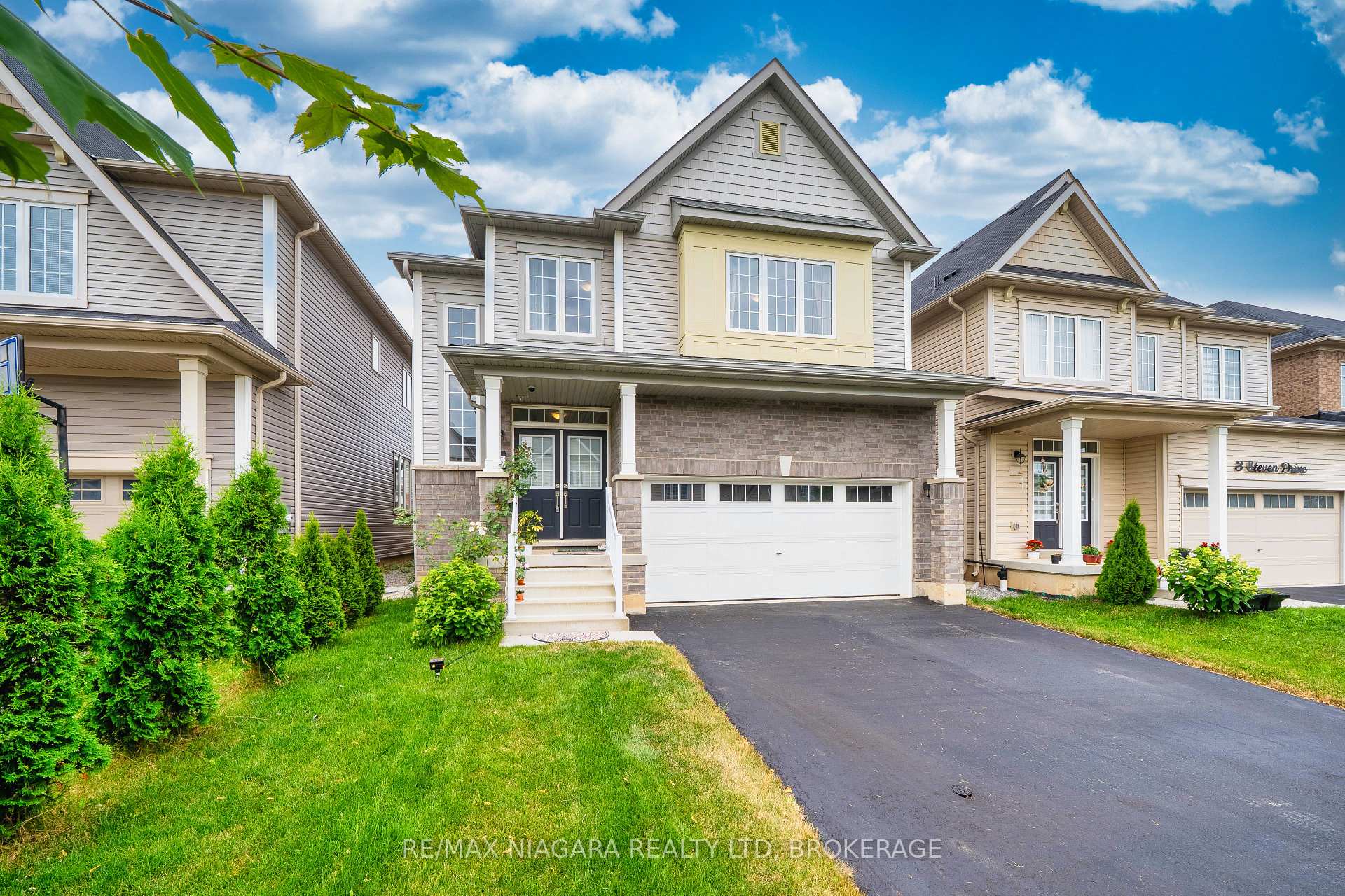 Photo 3 of 5 Steven Drive, Thorold, Hurricane/Merrittville — HOMEH