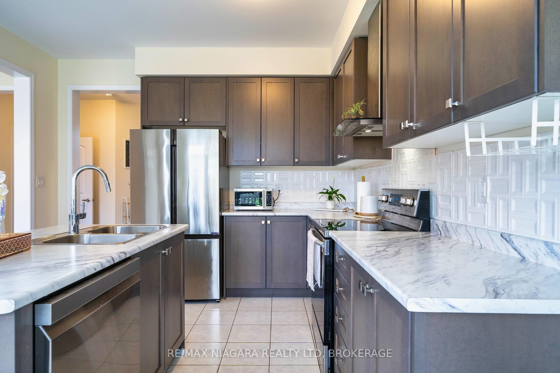 Photo 16 of 5 Steven Drive, Thorold, Hurricane/Merrittville — HOMEH