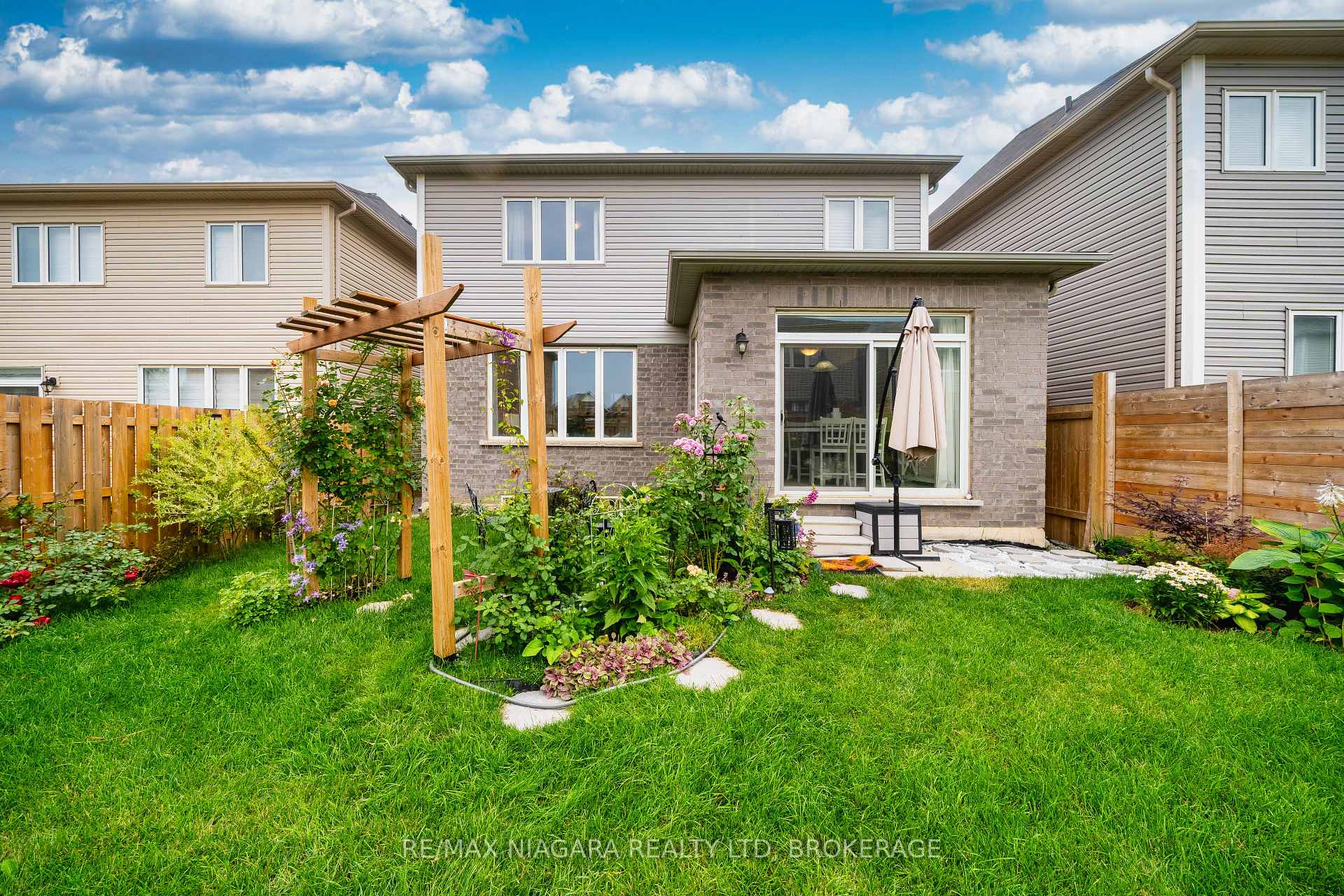 Photo 44 of 5 Steven Drive, Thorold, Hurricane/Merrittville — HOMEH