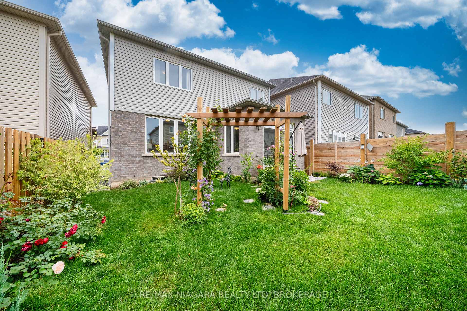 Photo 46 of 5 Steven Drive, Thorold, Hurricane/Merrittville — HOMEH