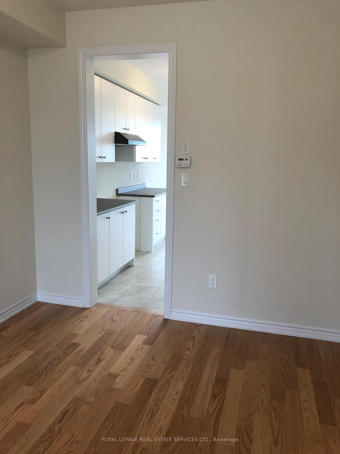 Photo 8 of 96 Explorer Way, Thorold, Rolling Meadows — HOMEH