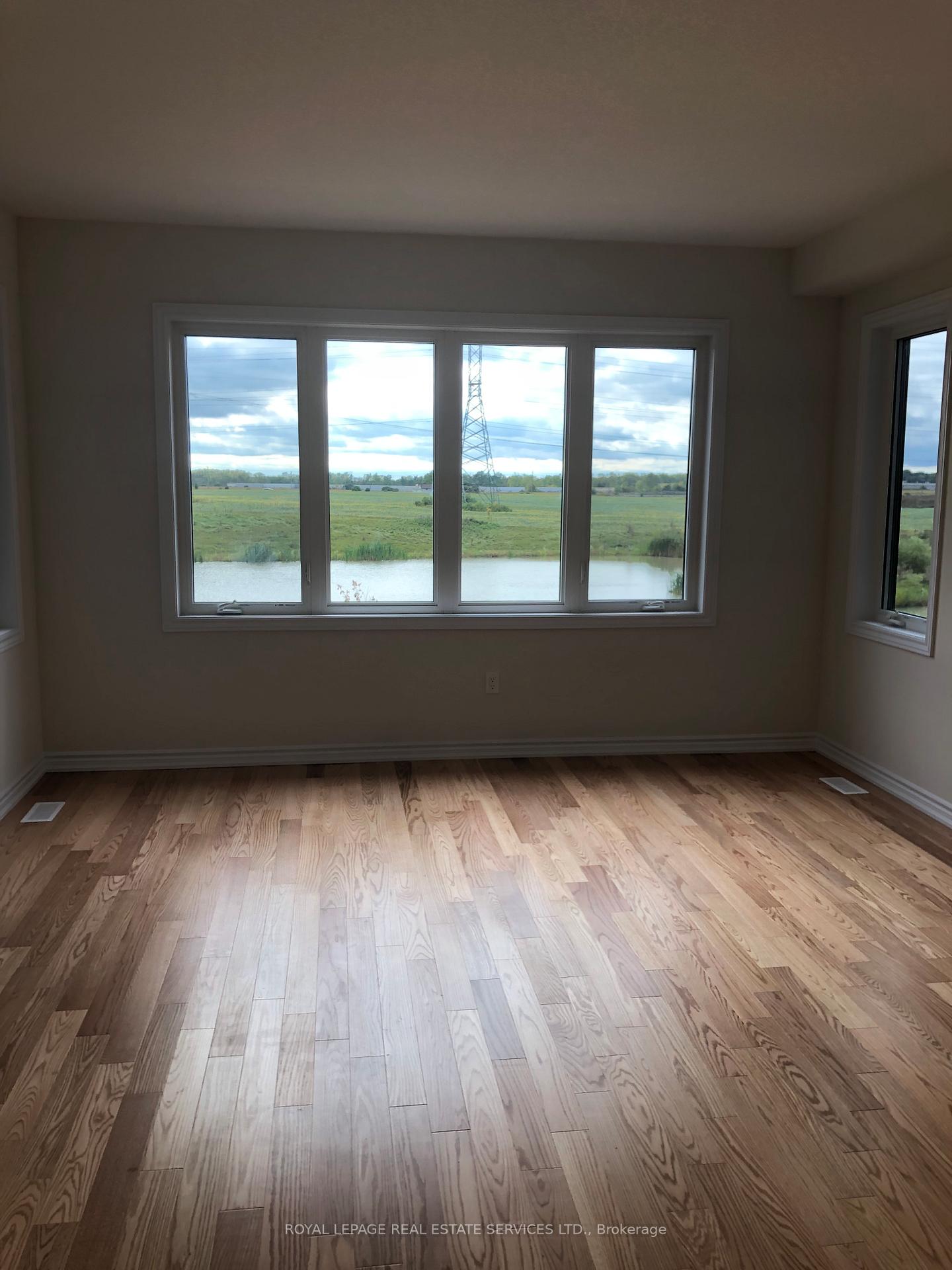 Photo 9 of 96 Explorer Way, Thorold, Rolling Meadows — HOMEH