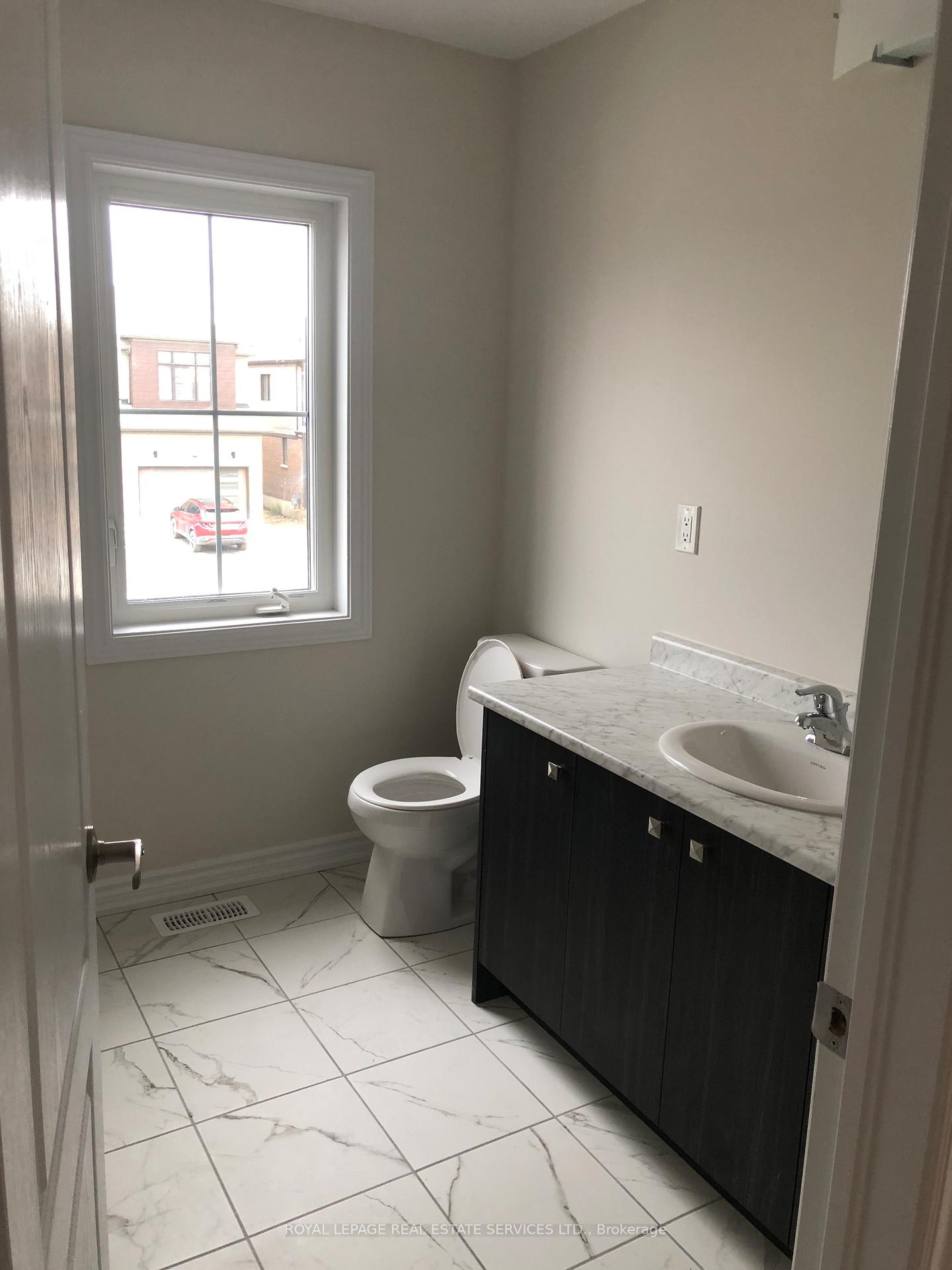 Photo 20 of 96 Explorer Way, Thorold, Rolling Meadows — HOMEH