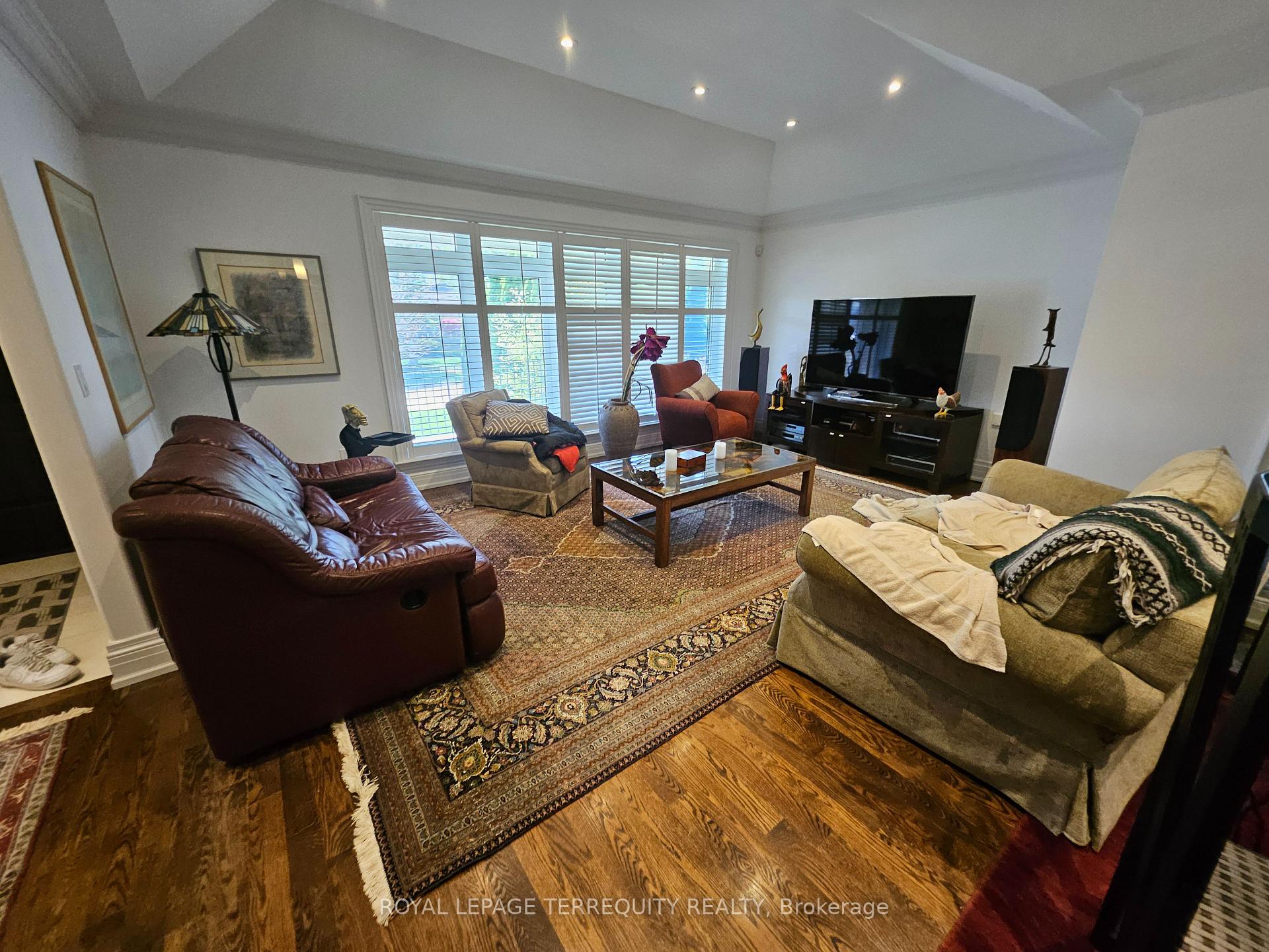 Photo 6 of 148 Viewmount Avenue, Toronto, Englemount-Lawrence — HOMEH