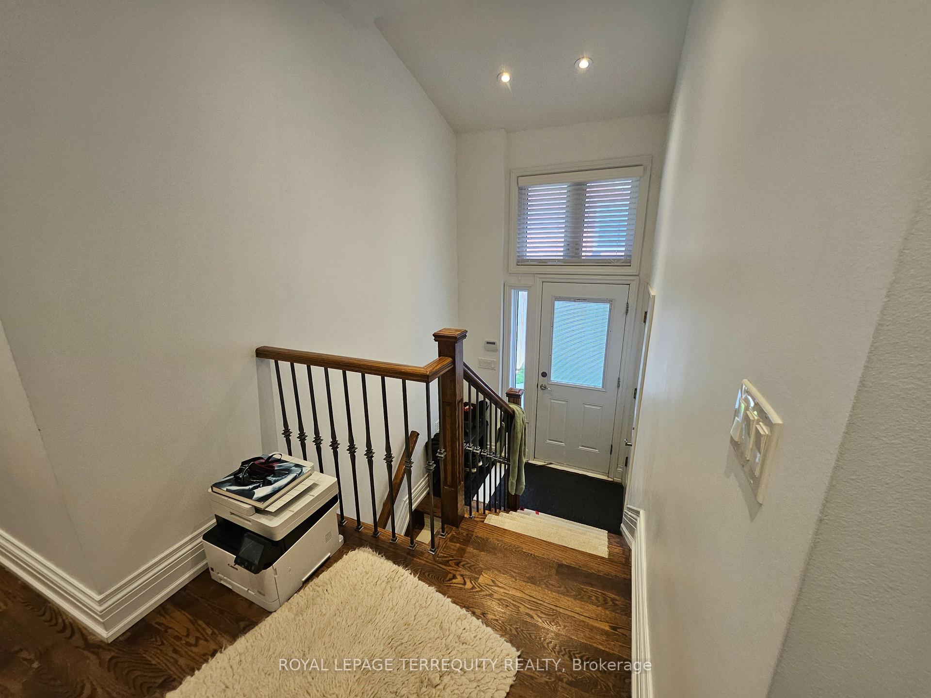 Photo 14 of 148 Viewmount Avenue, Toronto, Englemount-Lawrence — HOMEH