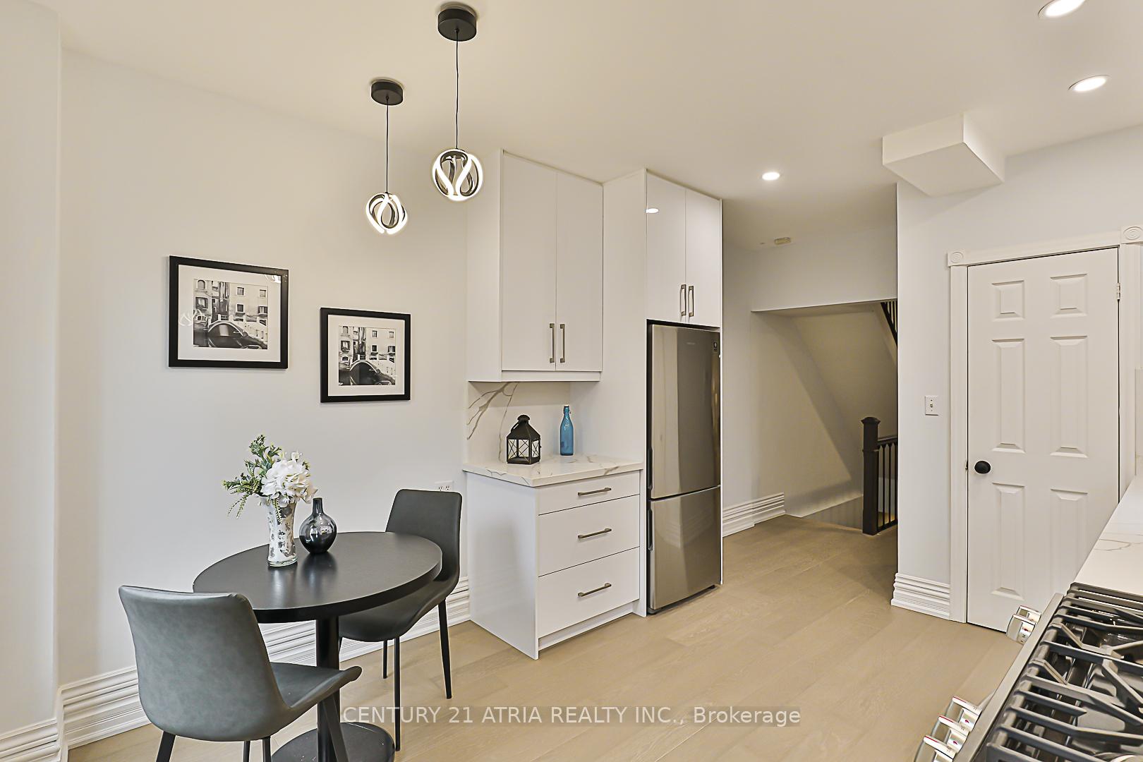 Photo 14 of 10 Wolfrey Avenue, Toronto, North Riverdale — HOMEH