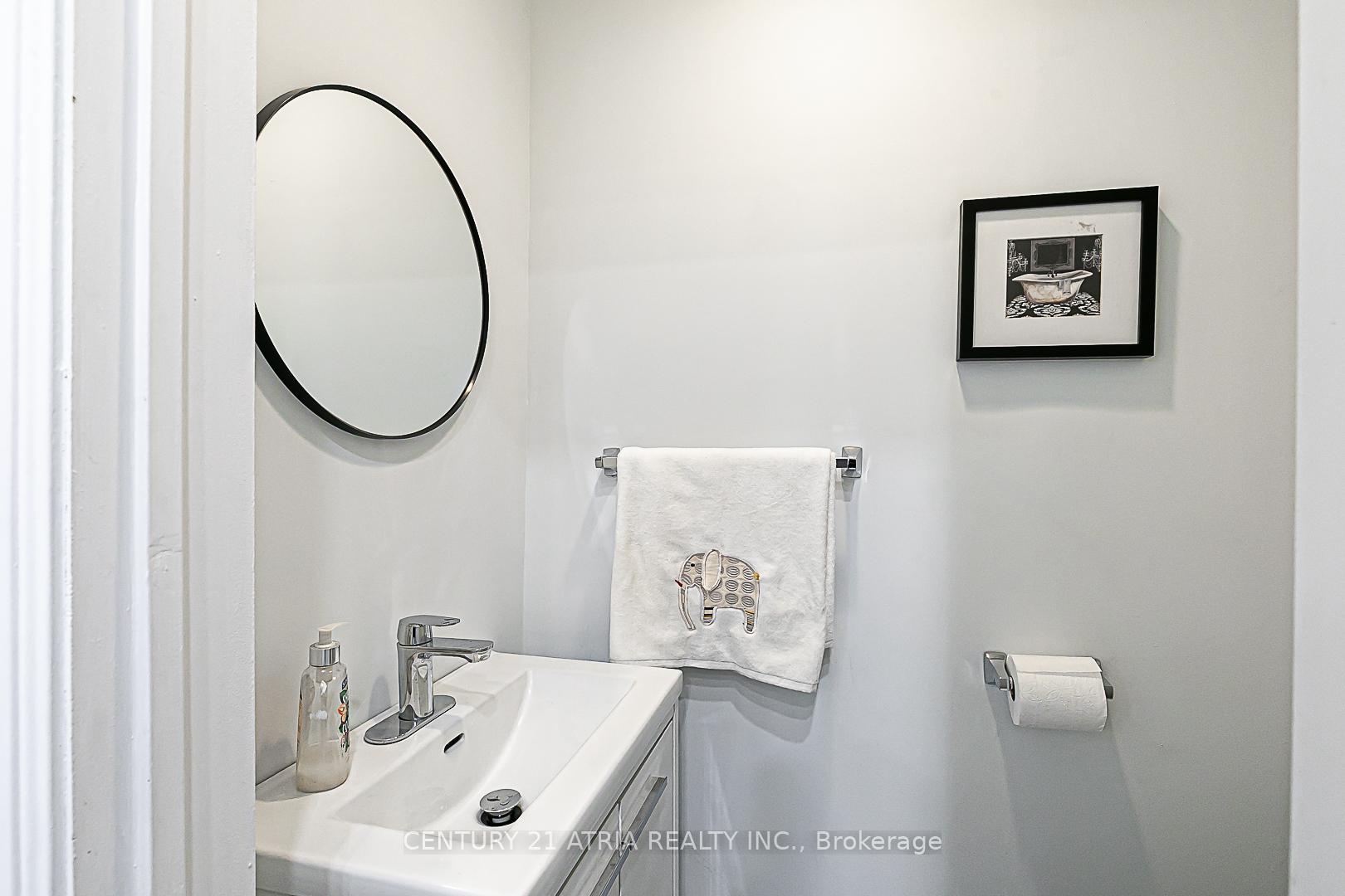 Photo 15 of 10 Wolfrey Avenue, Toronto, North Riverdale — HOMEH