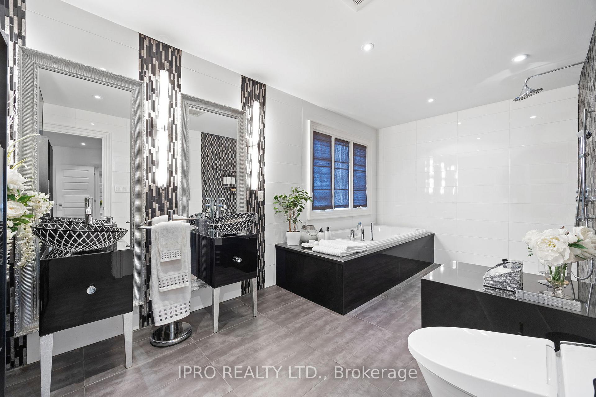 Photo 31 of 20 Fairview Boulevard, Toronto, North Riverdale — HOMEH
