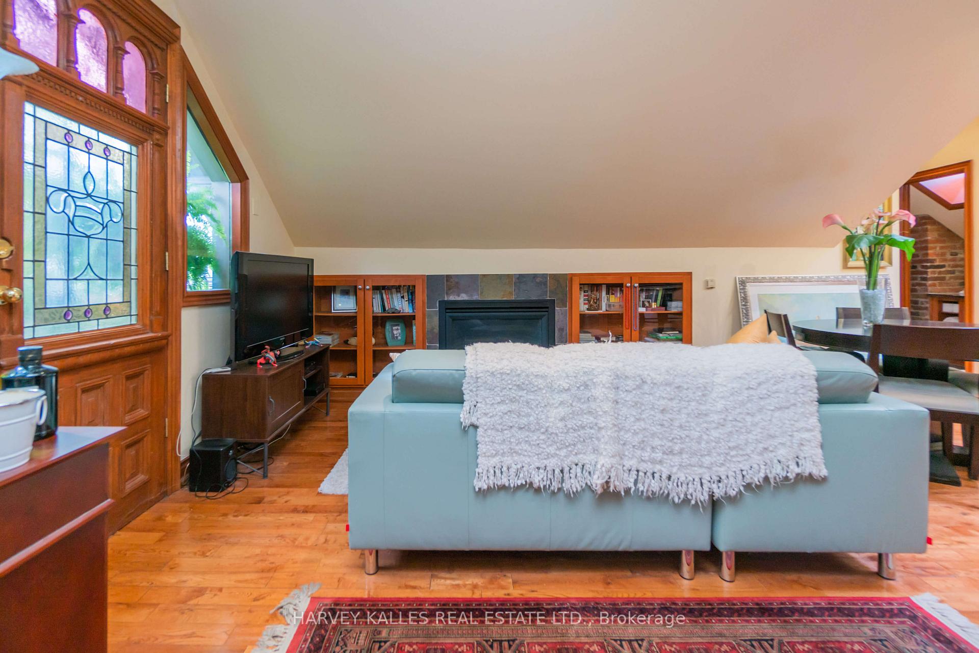 Photo 11 of Unit 5, 37 Metcalfe Street, Toronto, Cabbagetown-South St. James Town — HOMEH