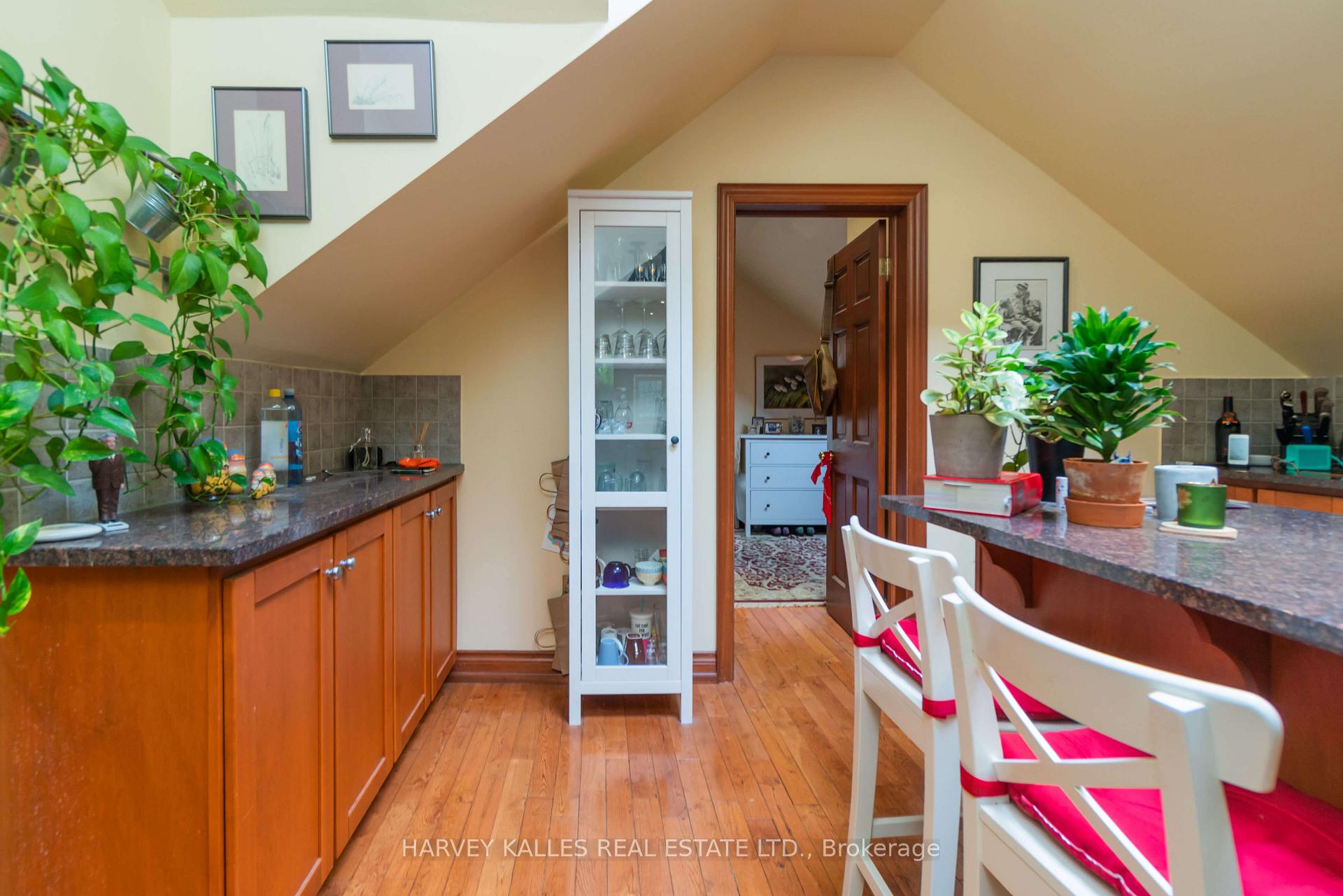 Photo 24 of Unit 5, 37 Metcalfe Street, Toronto, Cabbagetown-South St. James Town — HOMEH