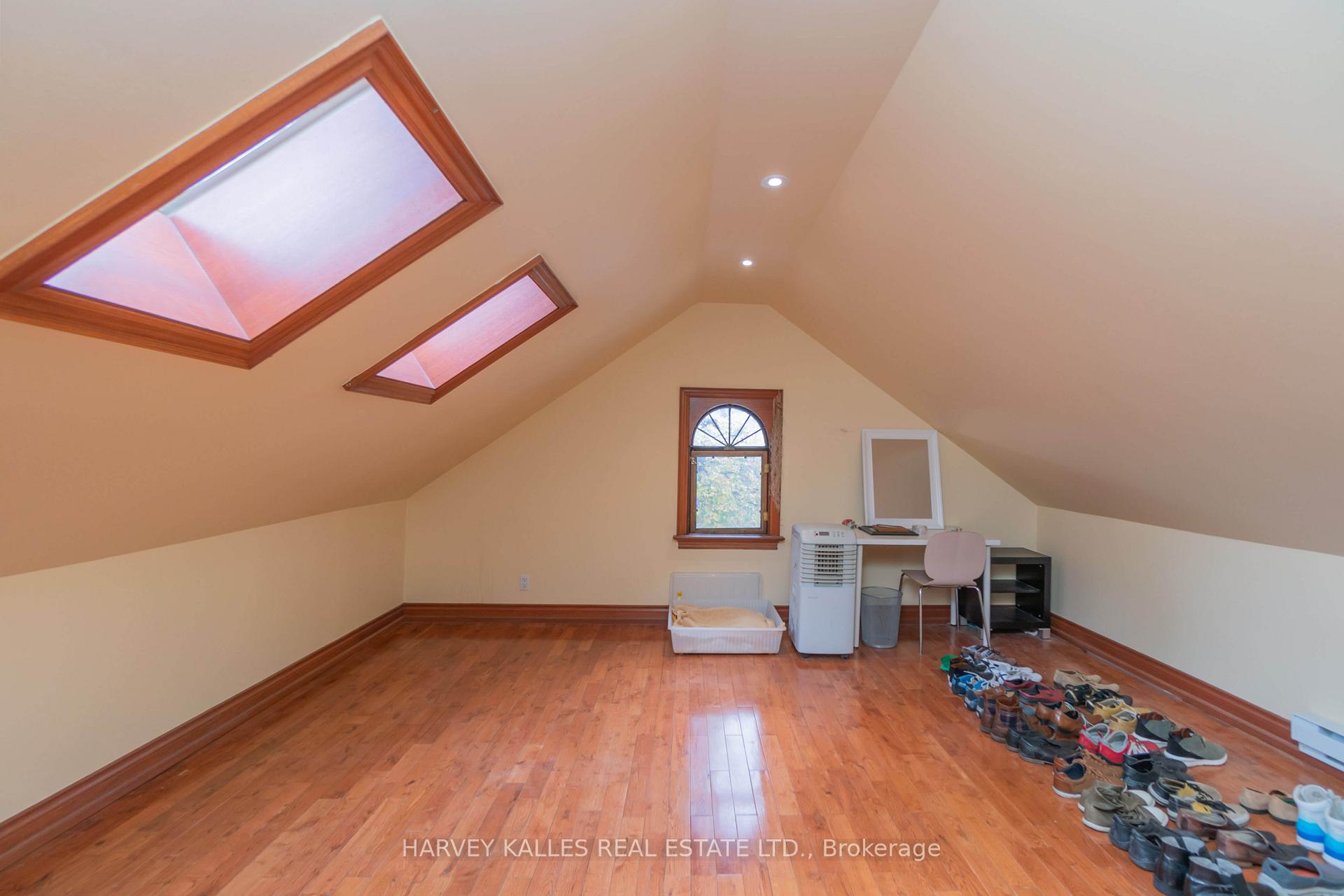 Photo 25 of Unit 5, 37 Metcalfe Street, Toronto, Cabbagetown-South St. James Town — HOMEH