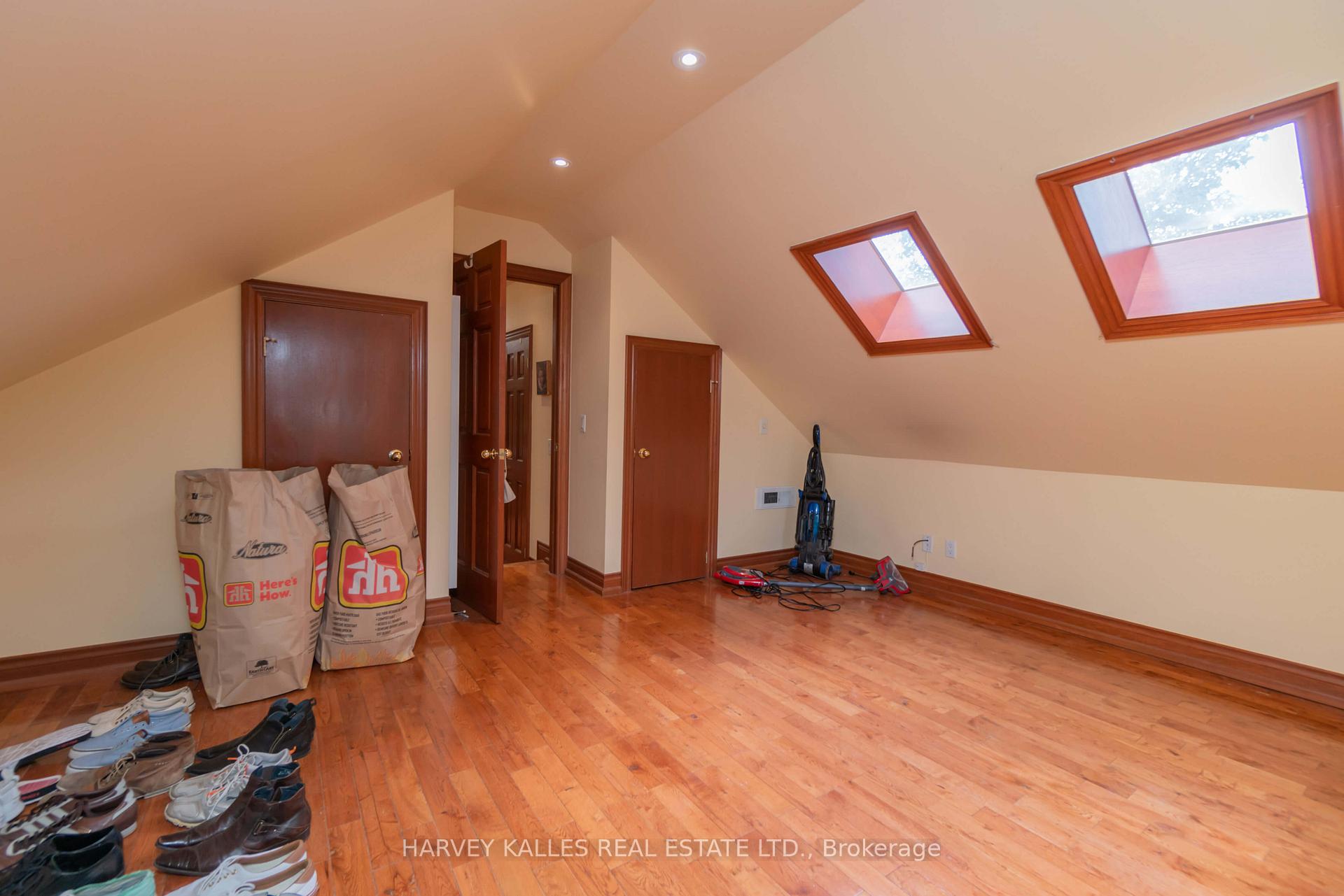 Photo 27 of Unit 5, 37 Metcalfe Street, Toronto, Cabbagetown-South St. James Town — HOMEH