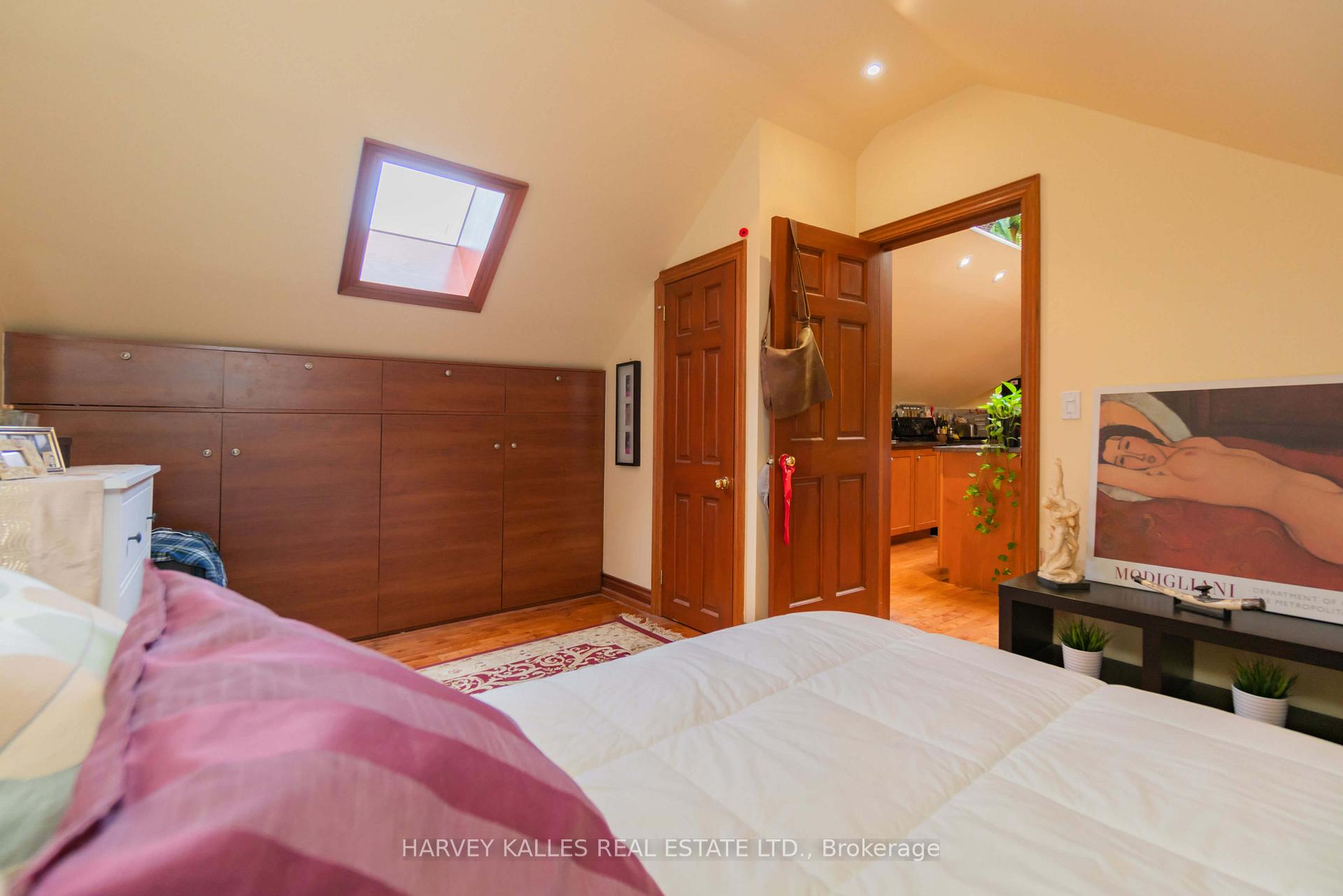 Photo 31 of Unit 5, 37 Metcalfe Street, Toronto, Cabbagetown-South St. James Town — HOMEH
