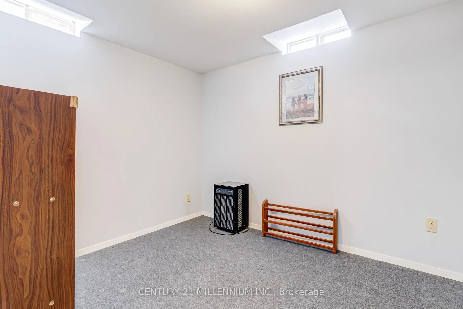 Photo 21 of 20 Peelton Heights Road, Brampton, Brampton South — HOMEH