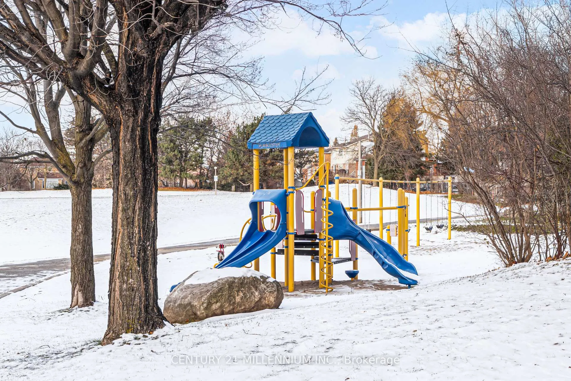 Photo 25 of 20 Peelton Heights Road, Brampton, Brampton South — HOMEH