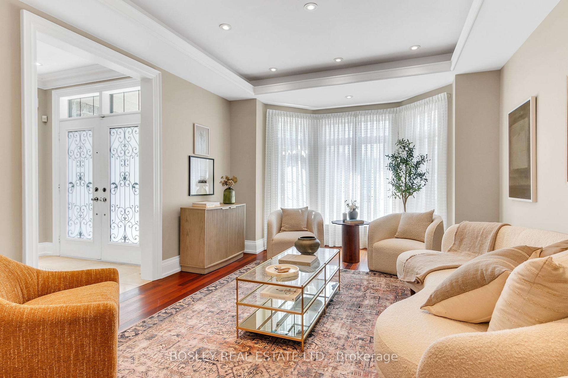Photo 13 of 256 Haddington Avenue, Toronto, Bedford Park-Nortown — HOMEH