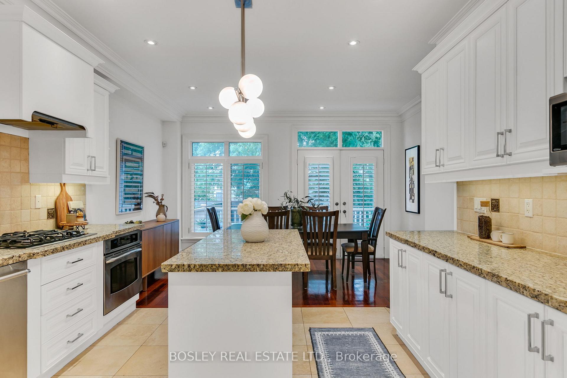 Photo 23 of 256 Haddington Avenue, Toronto, Bedford Park-Nortown — HOMEH