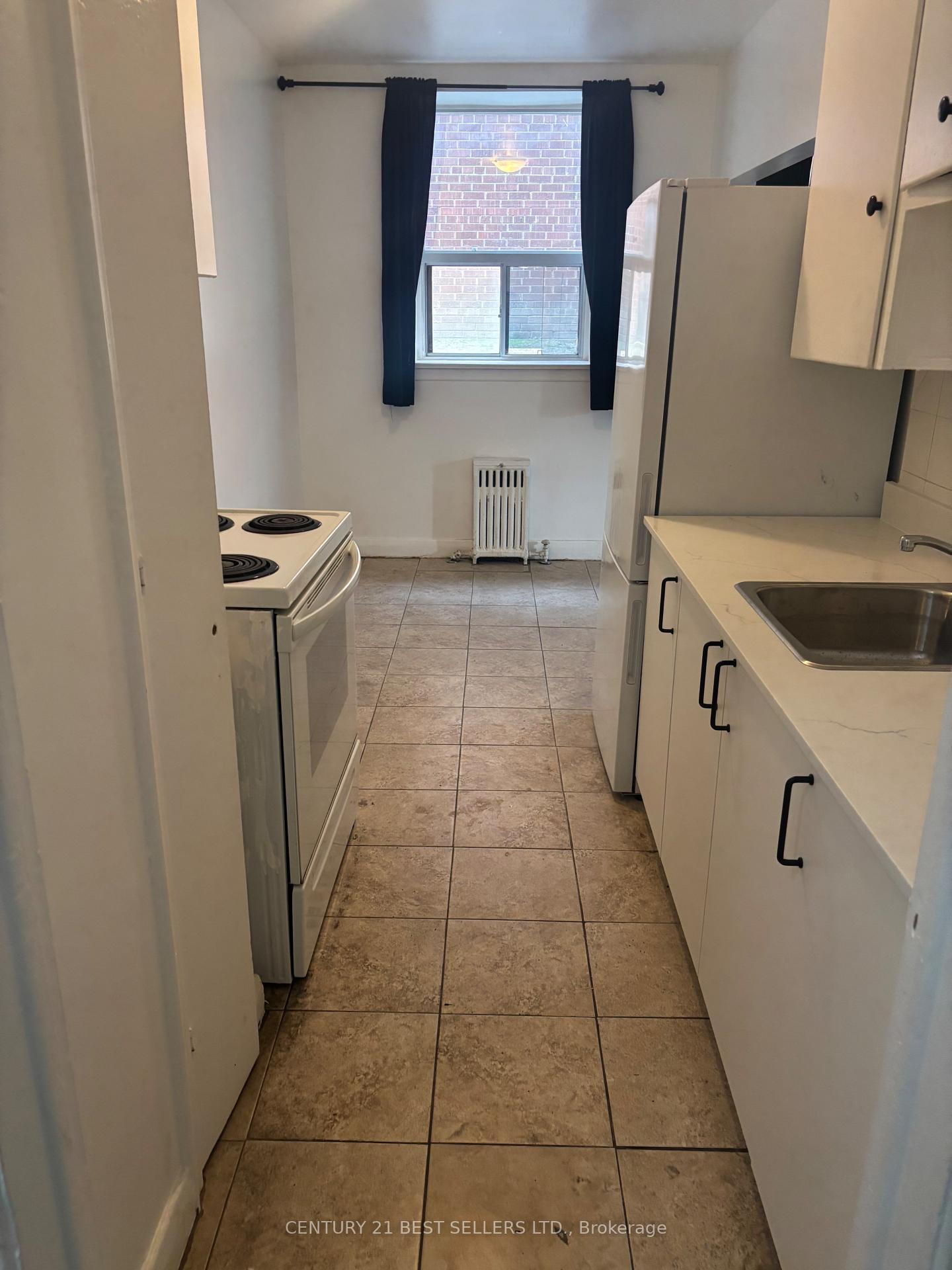 Photo 5 of Unit 106, 990 O'connor Drive, Toronto, O'Connor-Parkview — HOMEH