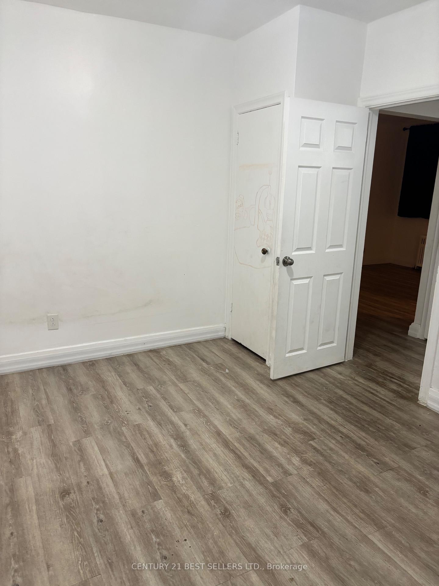 Photo 8 of Unit 106, 990 O'connor Drive, Toronto, O'Connor-Parkview — HOMEH