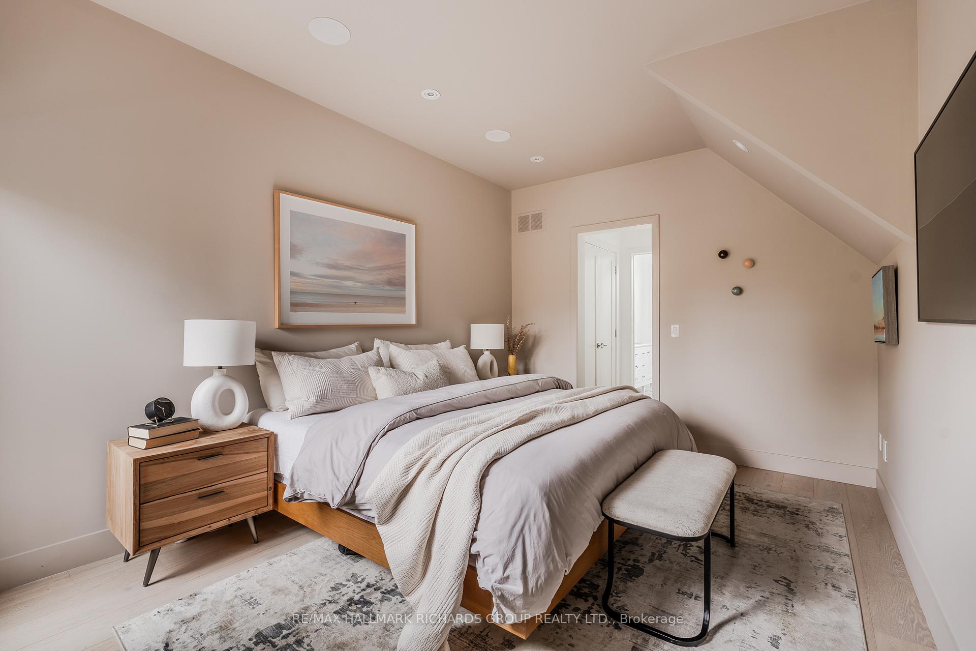 Photo 16 of 60 Brooklyn Avenue, Toronto, South Riverdale — HOMEH