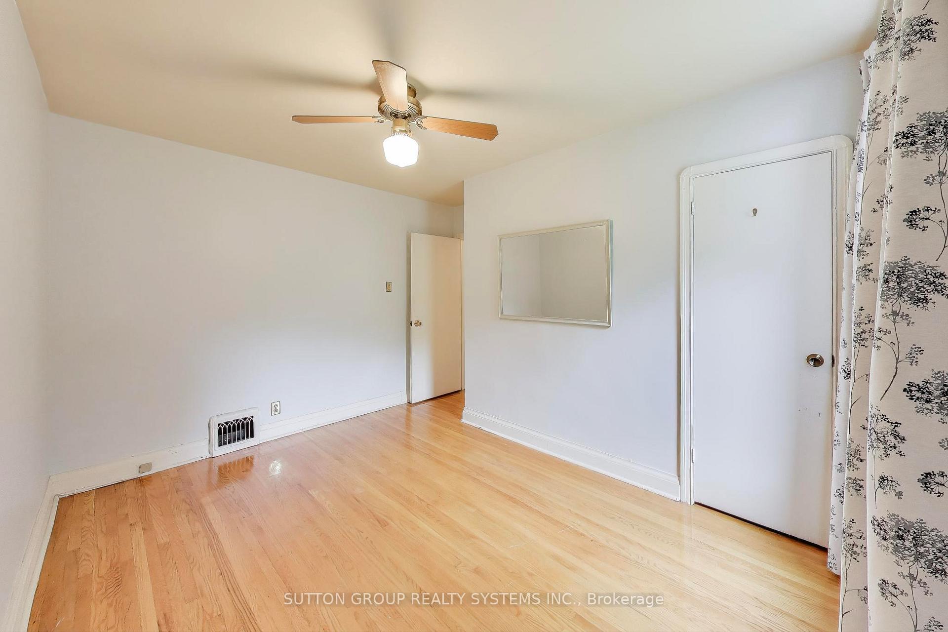 Photo 13 of 31 Doris Drive, Toronto, O'Connor-Parkview — HOMEH