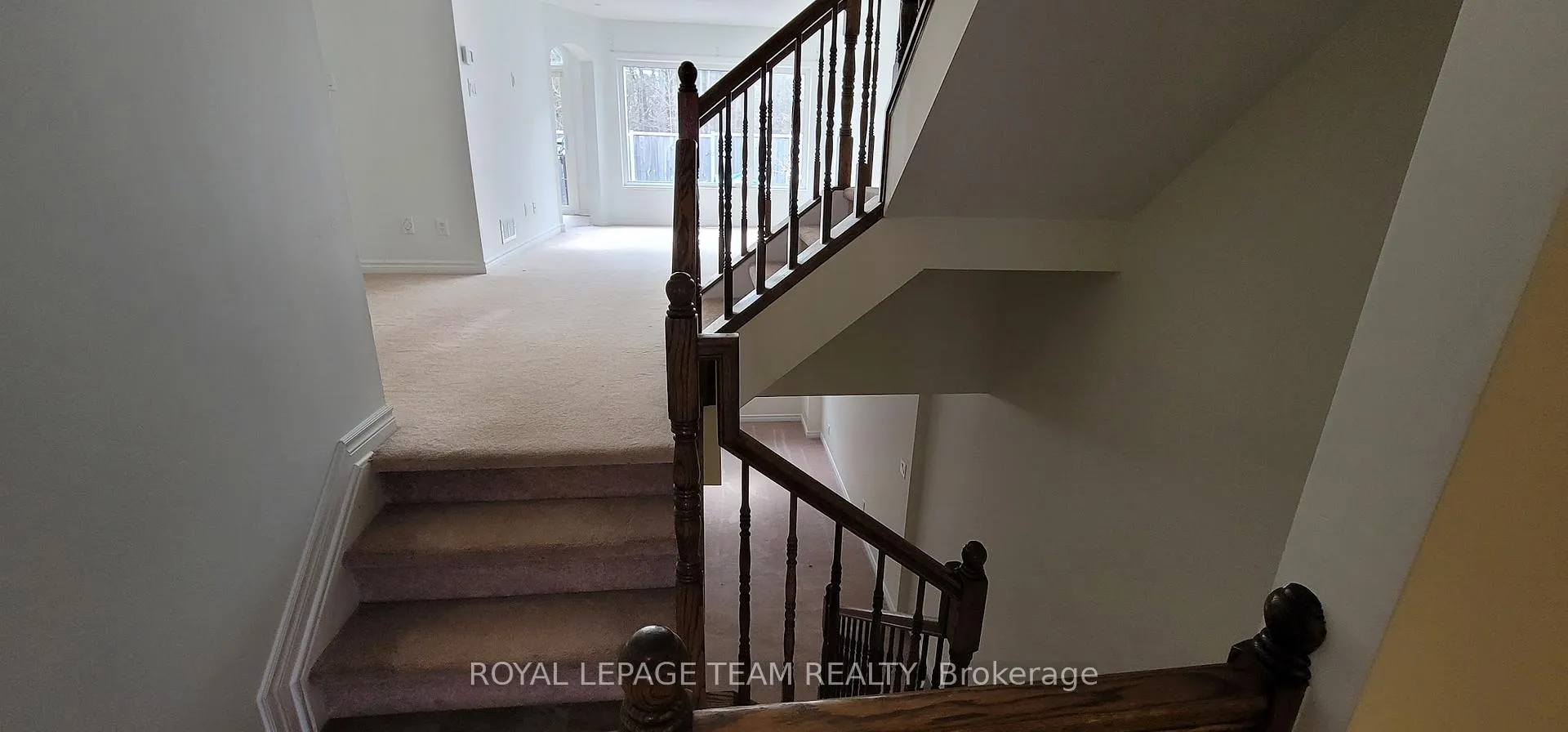 Photo 19 of 406 Galatina Way, Ottawa, Kanata - Morgan's Grant/South March — HOMEH