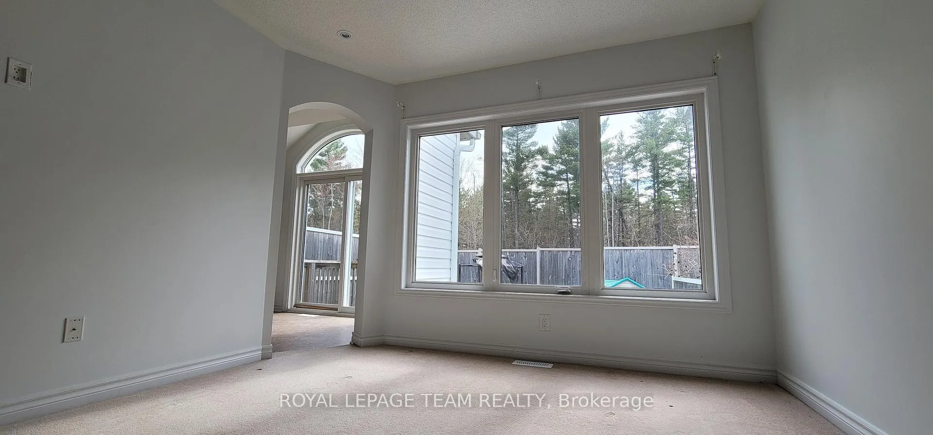 Photo 22 of 406 Galatina Way, Ottawa, Kanata - Morgan's Grant/South March — HOMEH
