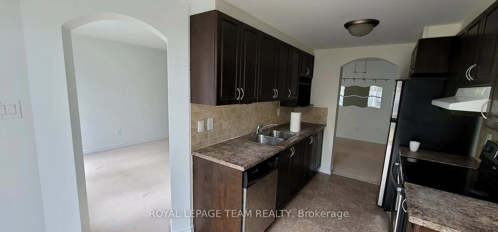 Photo 25 of 406 Galatina Way, Ottawa, Kanata - Morgan's Grant/South March — HOMEH