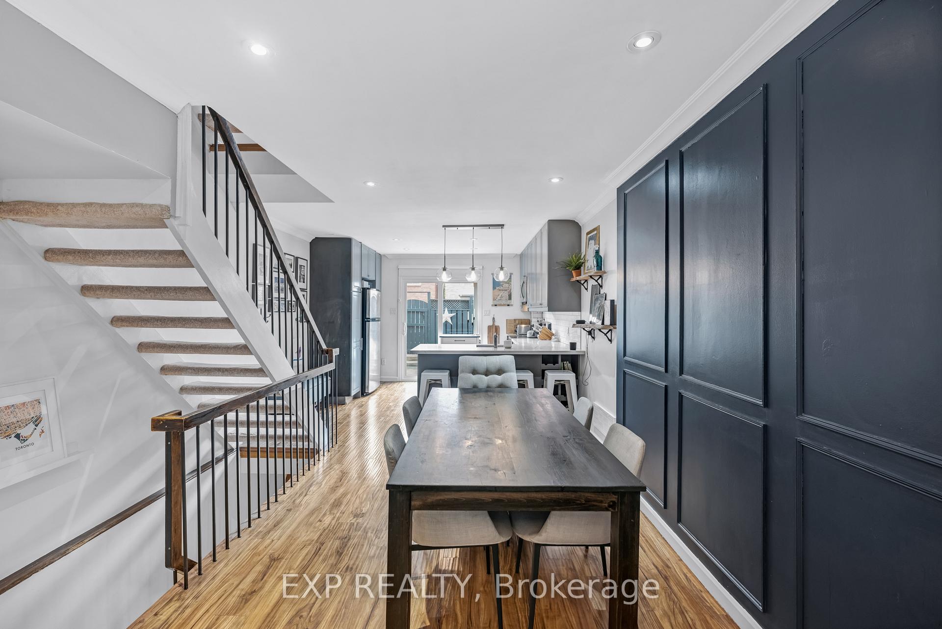Photo 8 of 14 Lount Street, Toronto, Greenwood-Coxwell — HOMEH