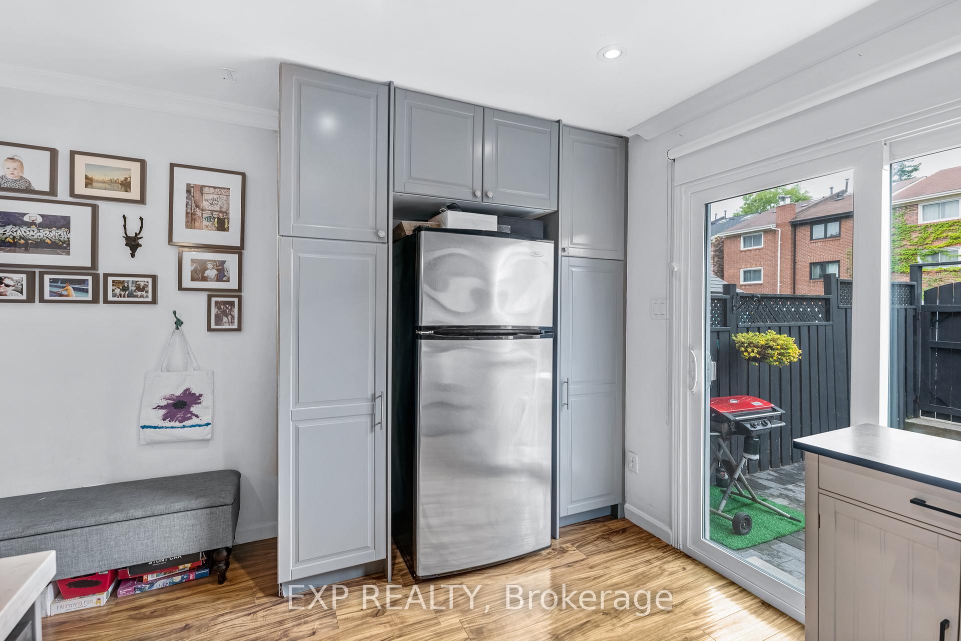 Photo 13 of 14 Lount Street, Toronto, Greenwood-Coxwell — HOMEH