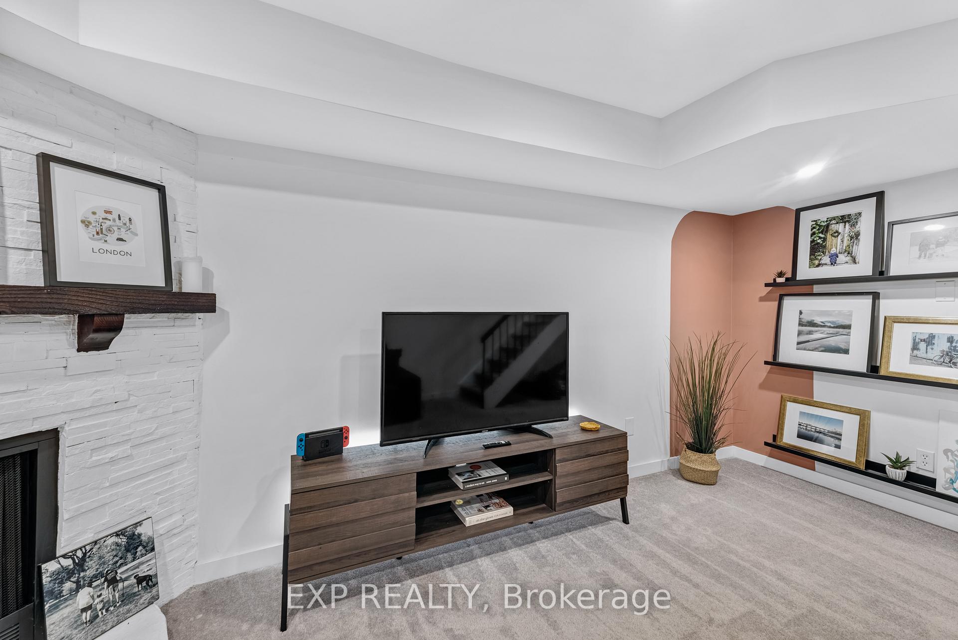 Photo 32 of 14 Lount Street, Toronto, Greenwood-Coxwell — HOMEH