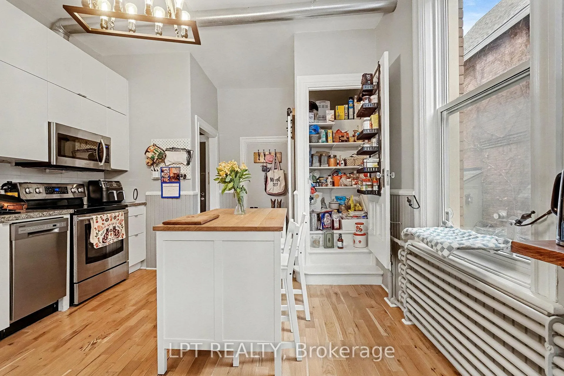 Photo 9 of 542 Maclaren Street, Ottawa, Ottawa Centre — HOMEH