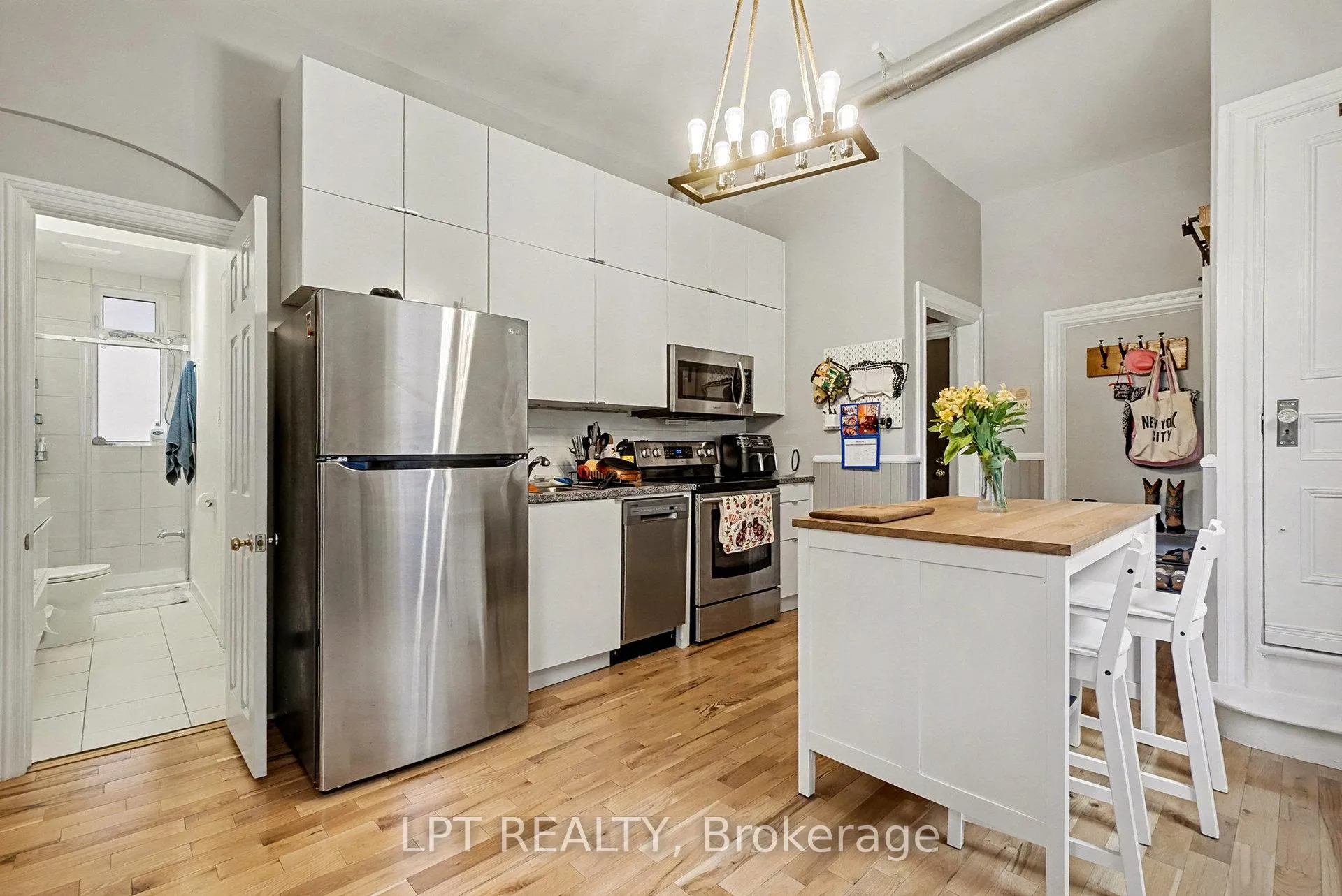 Photo 10 of 542 Maclaren Street, Ottawa, Ottawa Centre — HOMEH