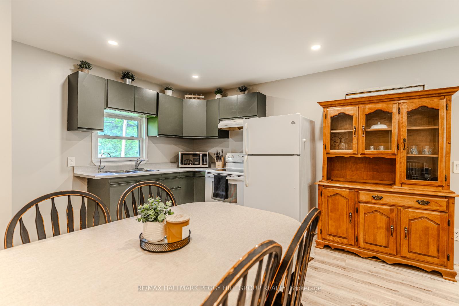 Photo 4 of 15214 Hwy 12, Tay, Victoria Harbour — HOMEH