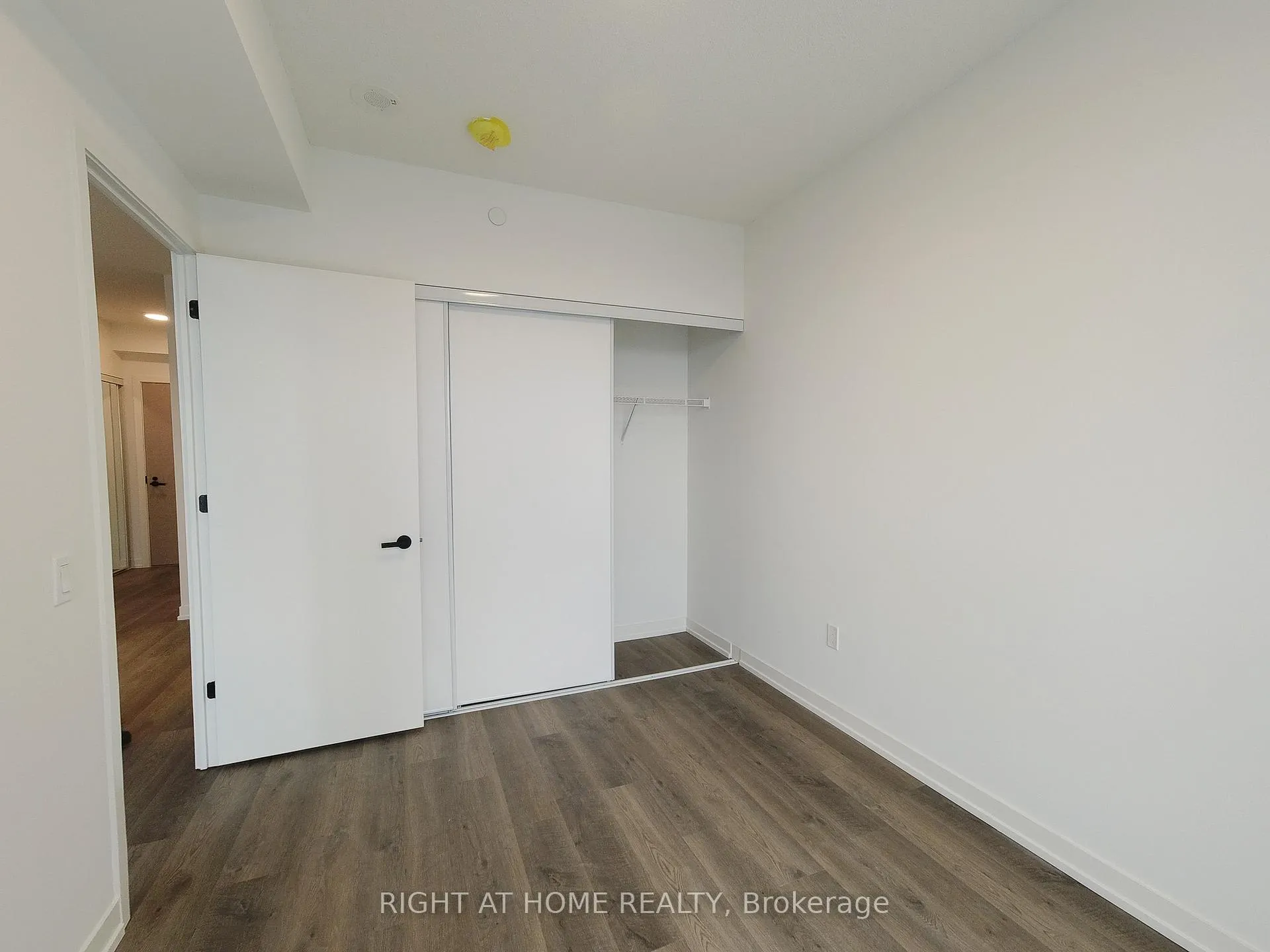Photo 6 of Unit 3910, 8 Interchange Way, Vaughan, Vaughan Corporate Centre — HOMEH