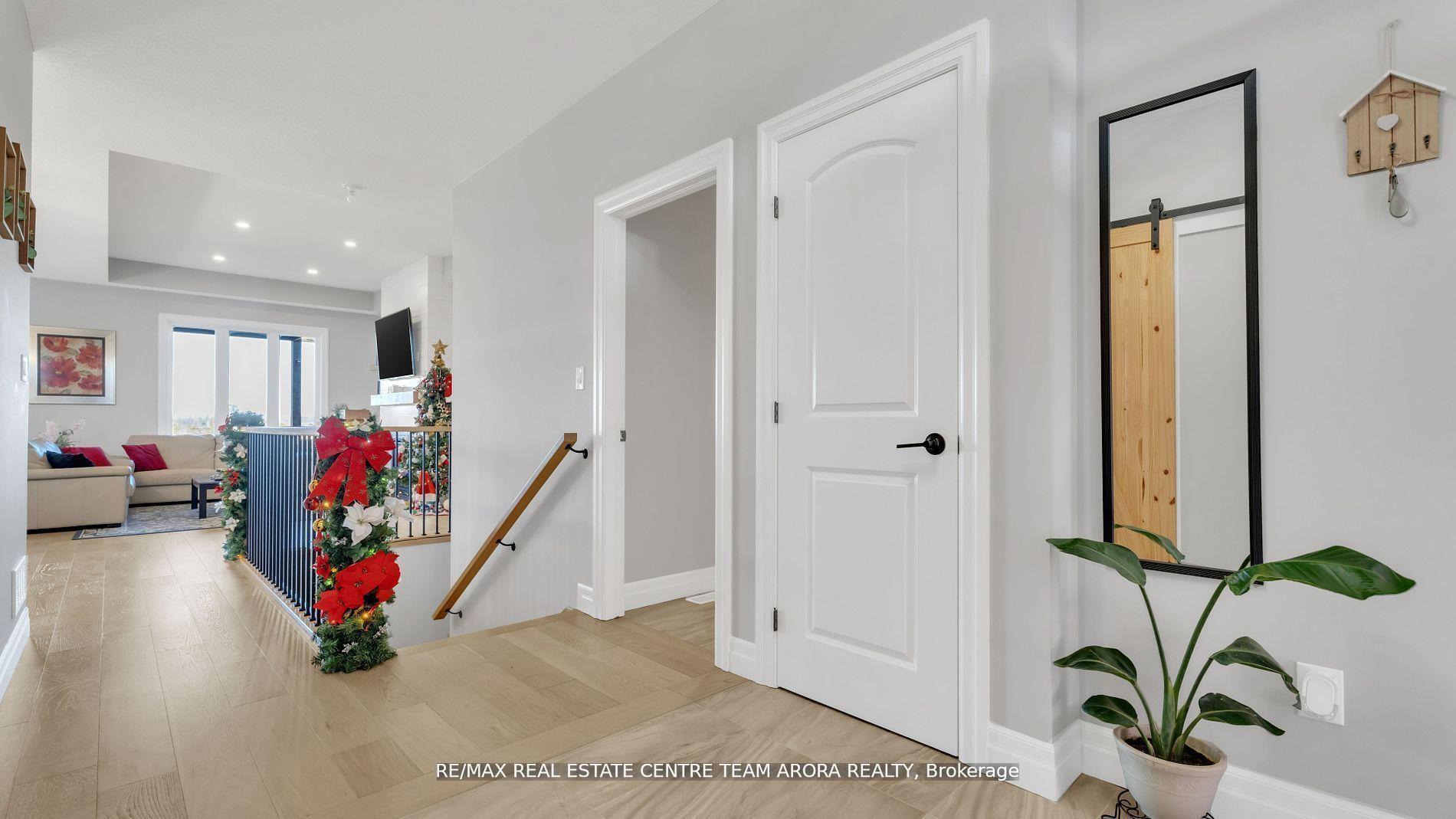 Photo 3 of 177 Collins Way, Strathroy-Caradoc, SE — HOMEH