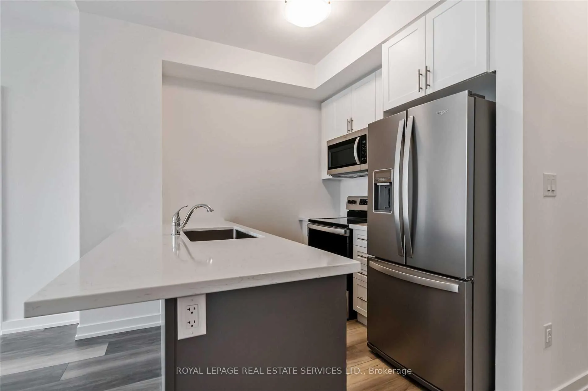Photo 6 of Unit 122, 450 Dundas Street E, Hamilton, Waterdown — HOMEH