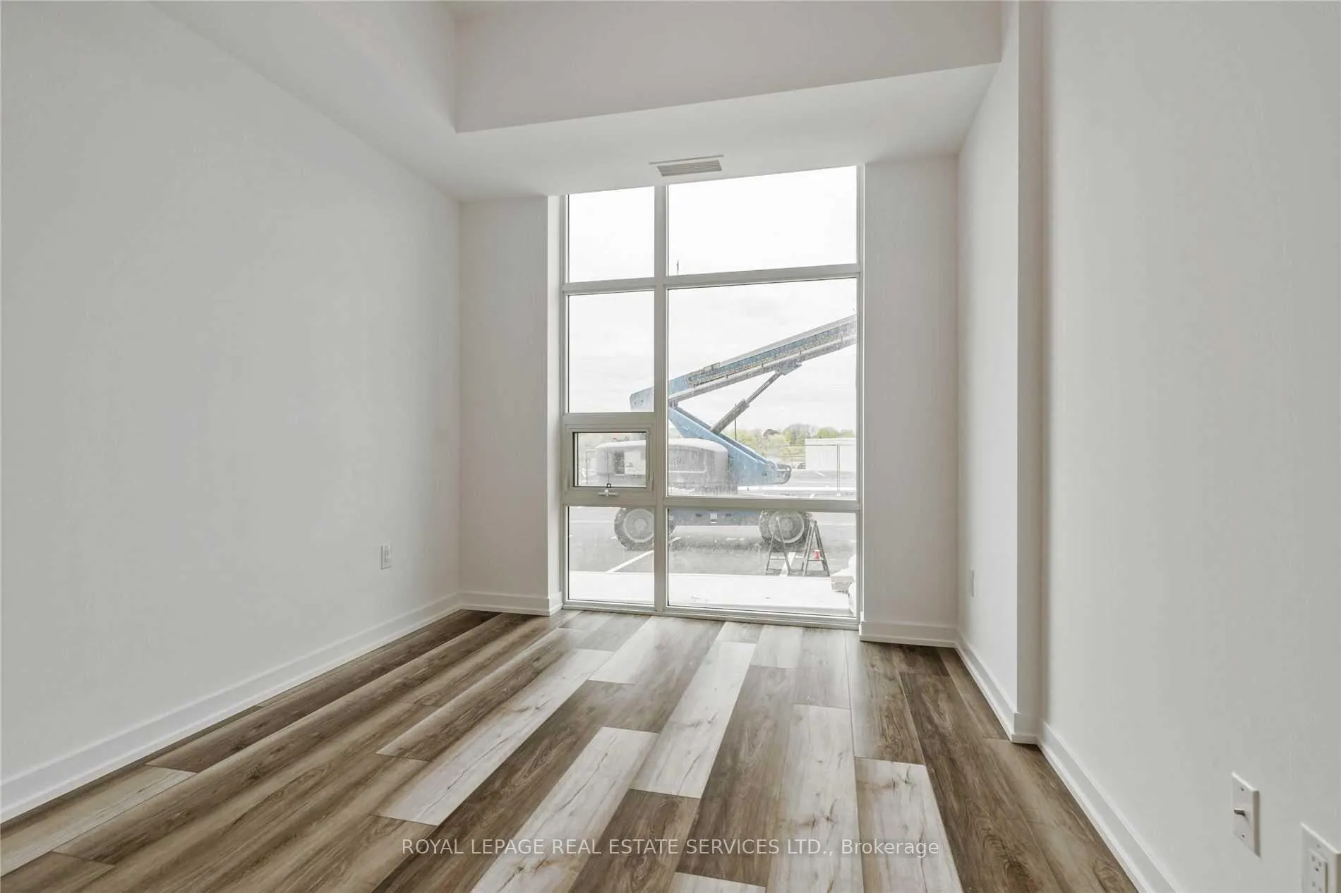 Photo 16 of Unit 122, 450 Dundas Street E, Hamilton, Waterdown — HOMEH