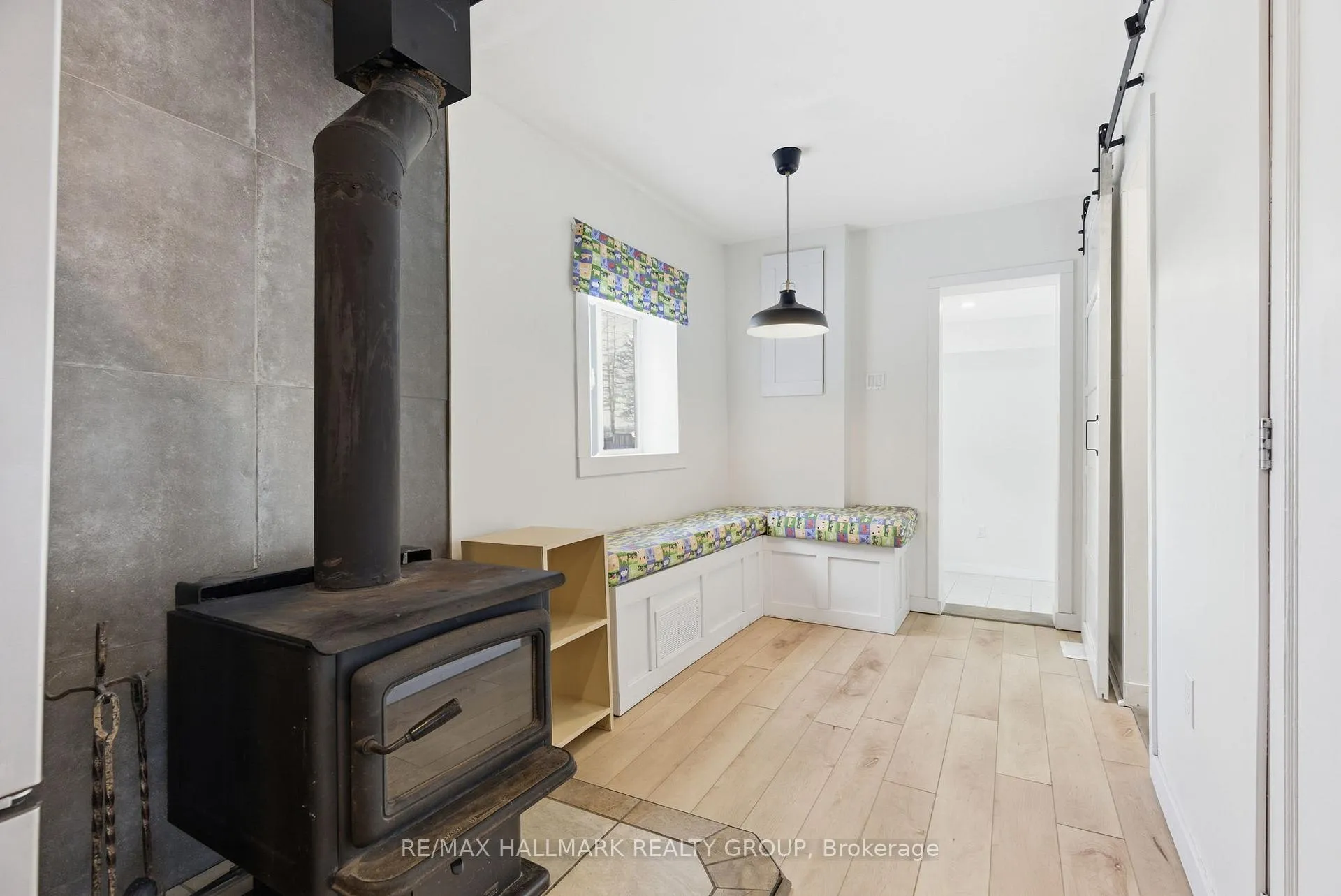 Photo 4 of 10450 Clark Road, North Dundas, North Dundas (Mountain) Twp — HOMEH