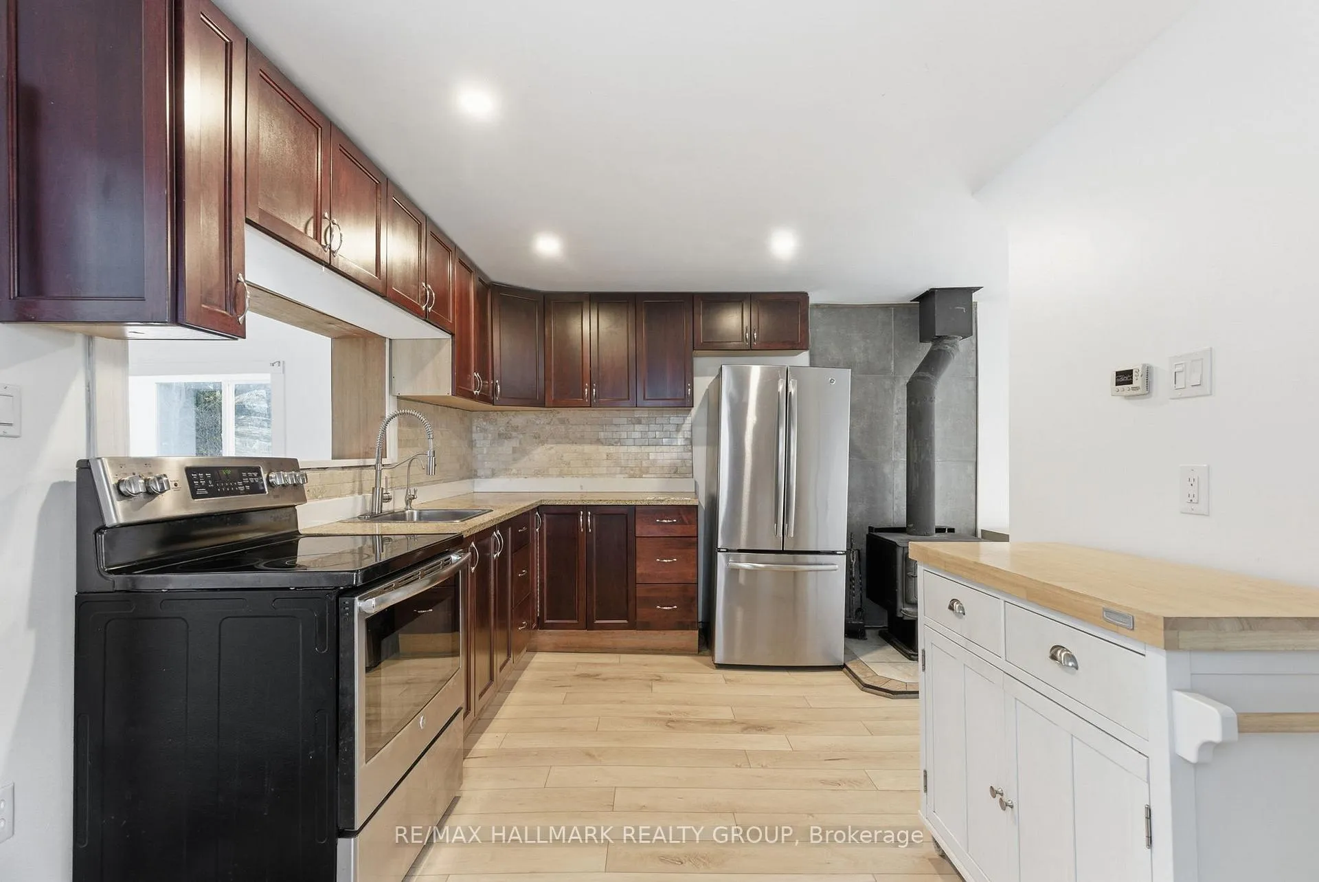 Photo 7 of 10450 Clark Road, North Dundas, North Dundas (Mountain) Twp — HOMEH