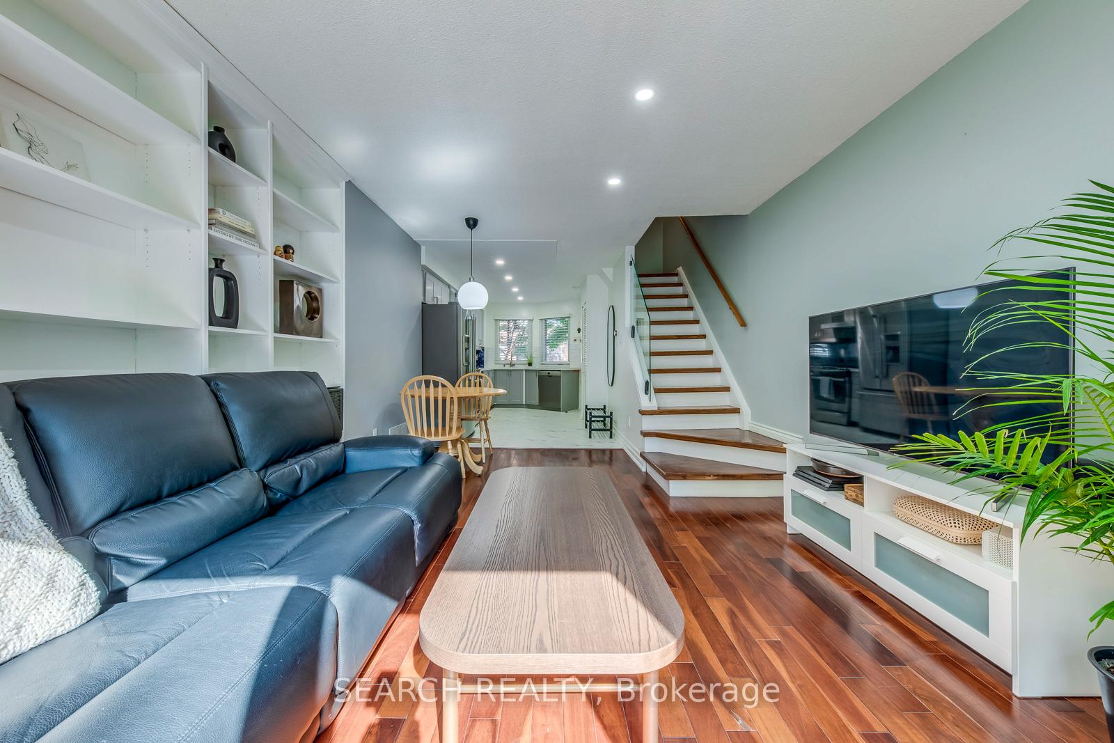 Photo 14 of 12 Douville Court, Toronto, Waterfront Communities — HOMEH