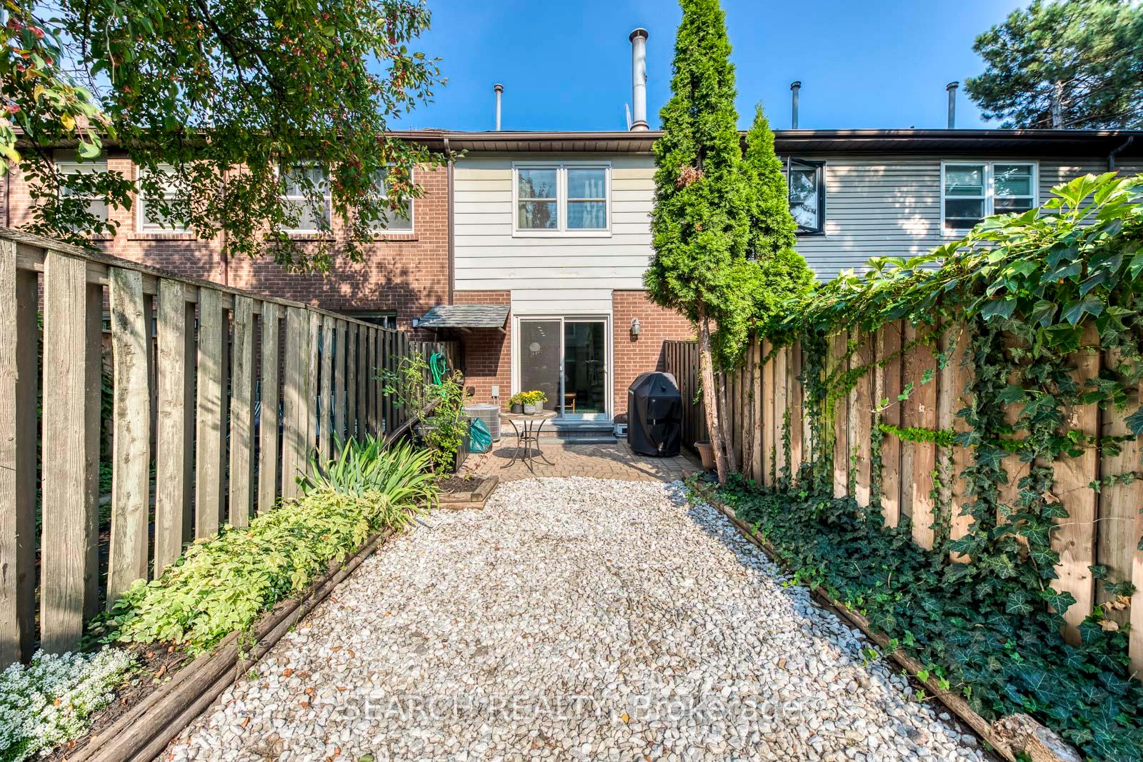 Photo 39 of 12 Douville Court, Toronto, Waterfront Communities — HOMEH