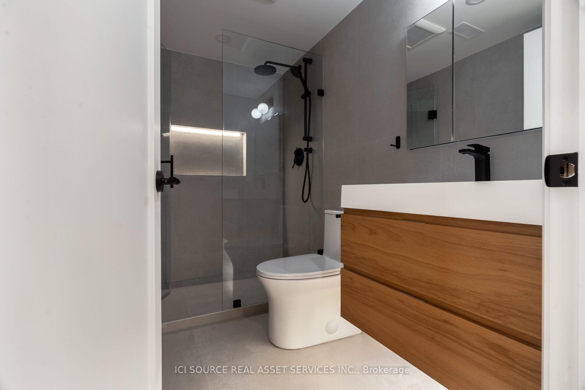 Photo 12 of Unit 4, 328 Shaw Street, Toronto, Trinity-Bellwoods — HOMEH
